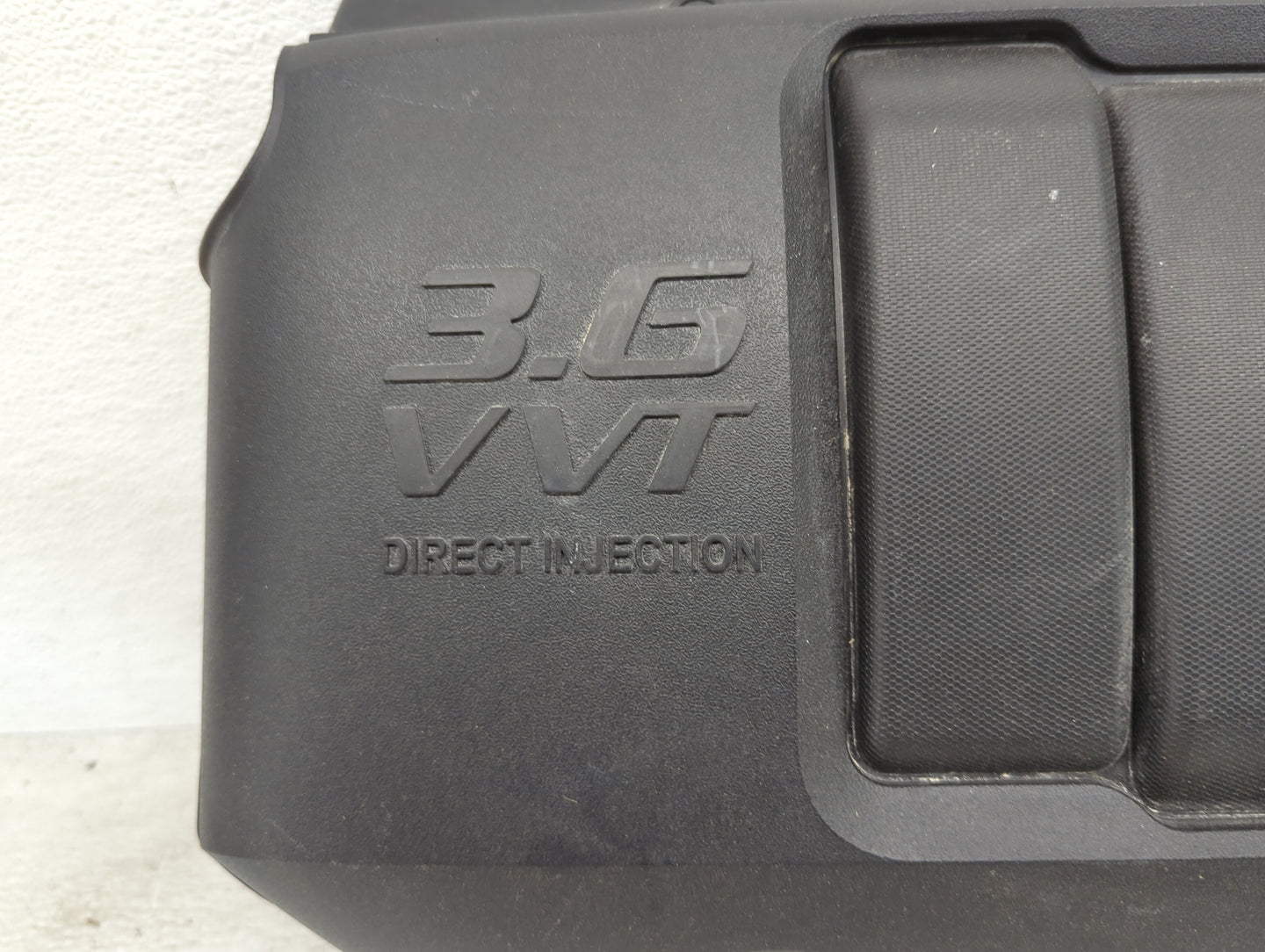 2016 Buick Enclave Engine Cover - Oemusedautoparts1.com