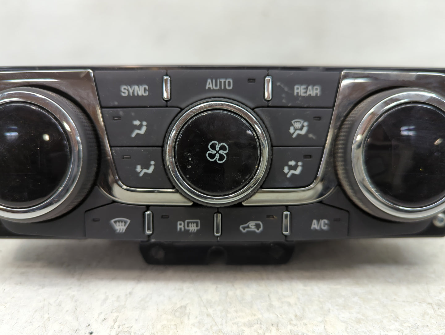 2013-2017 Buick Enclave Climate Control Module Temperature AC/Heater Replacement P/N:23251328 Fits Fits 2013 2014 2015 2016 