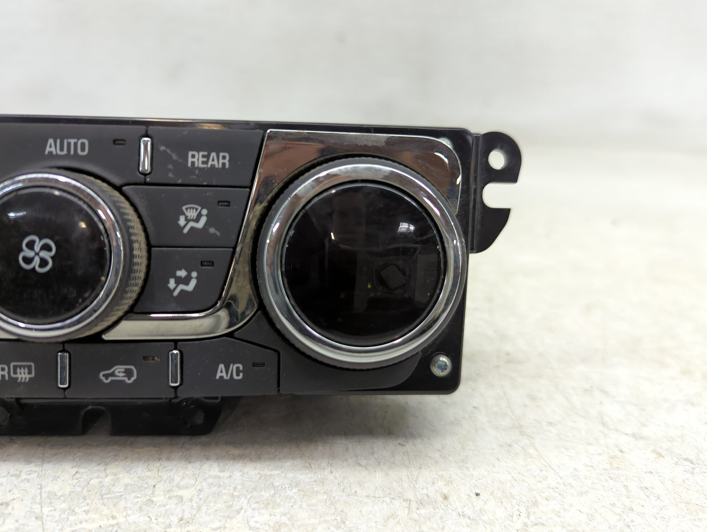 2013-2017 Buick Enclave Climate Control Module Temperature AC/Heater Replacement P/N:23251328 Fits Fits 2013 2014 2015 2016 