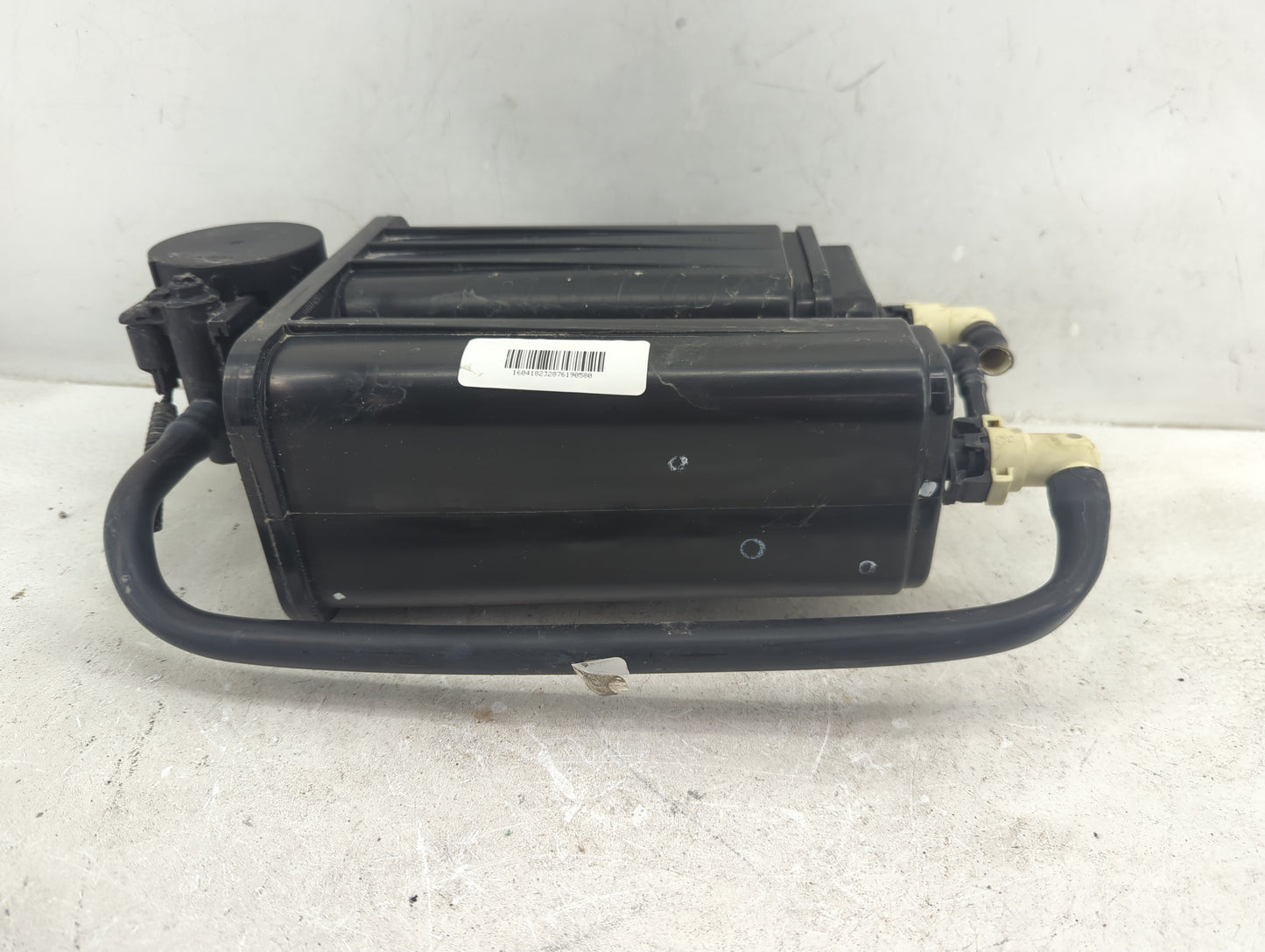 2016 Buick Enclave Fuel Vapor Charcoal Canister 1410581 - Oemusedautoparts1.com