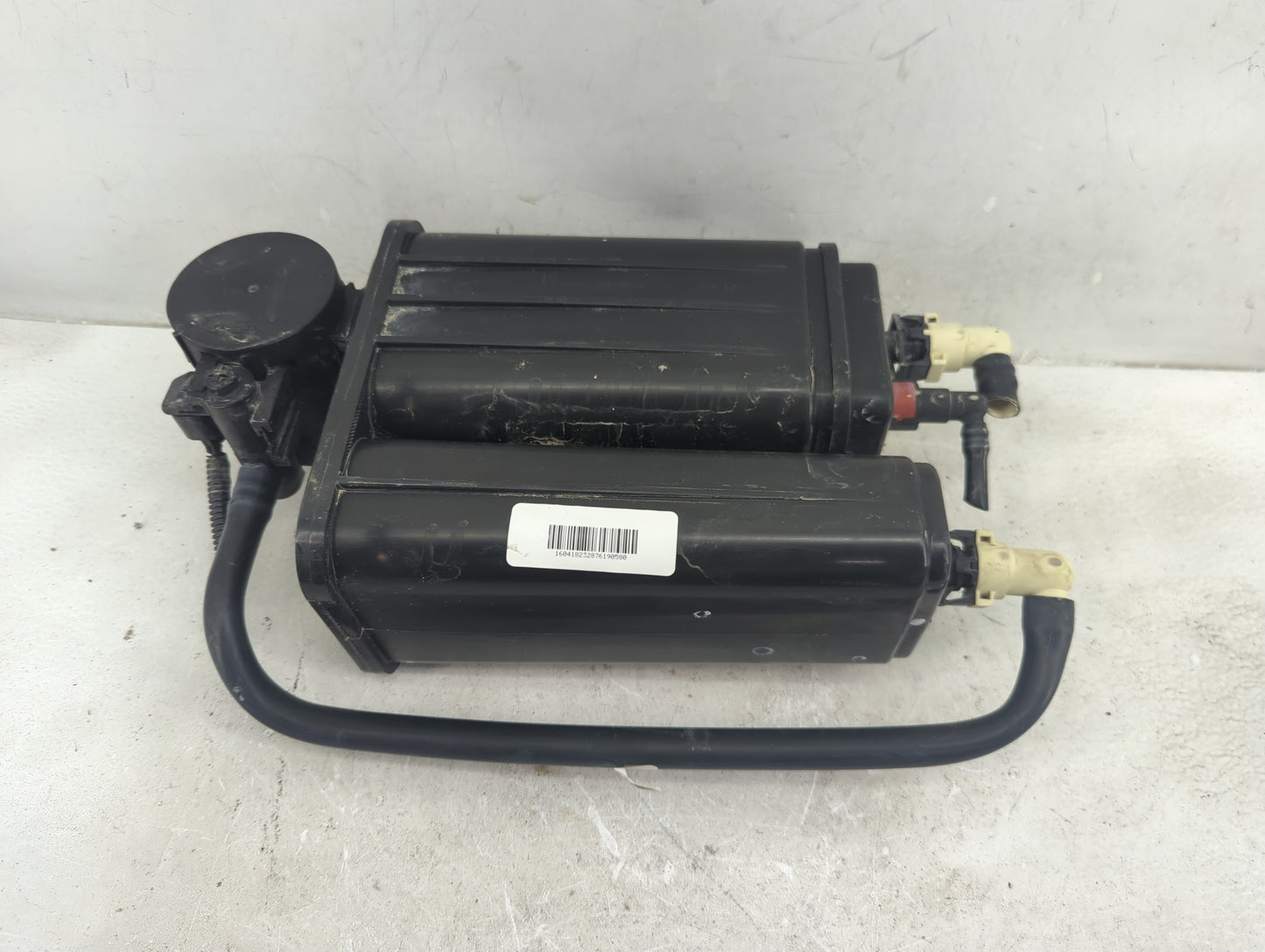 2016 Buick Enclave Fuel Vapor Charcoal Canister 1410581 - Oemusedautoparts1.com