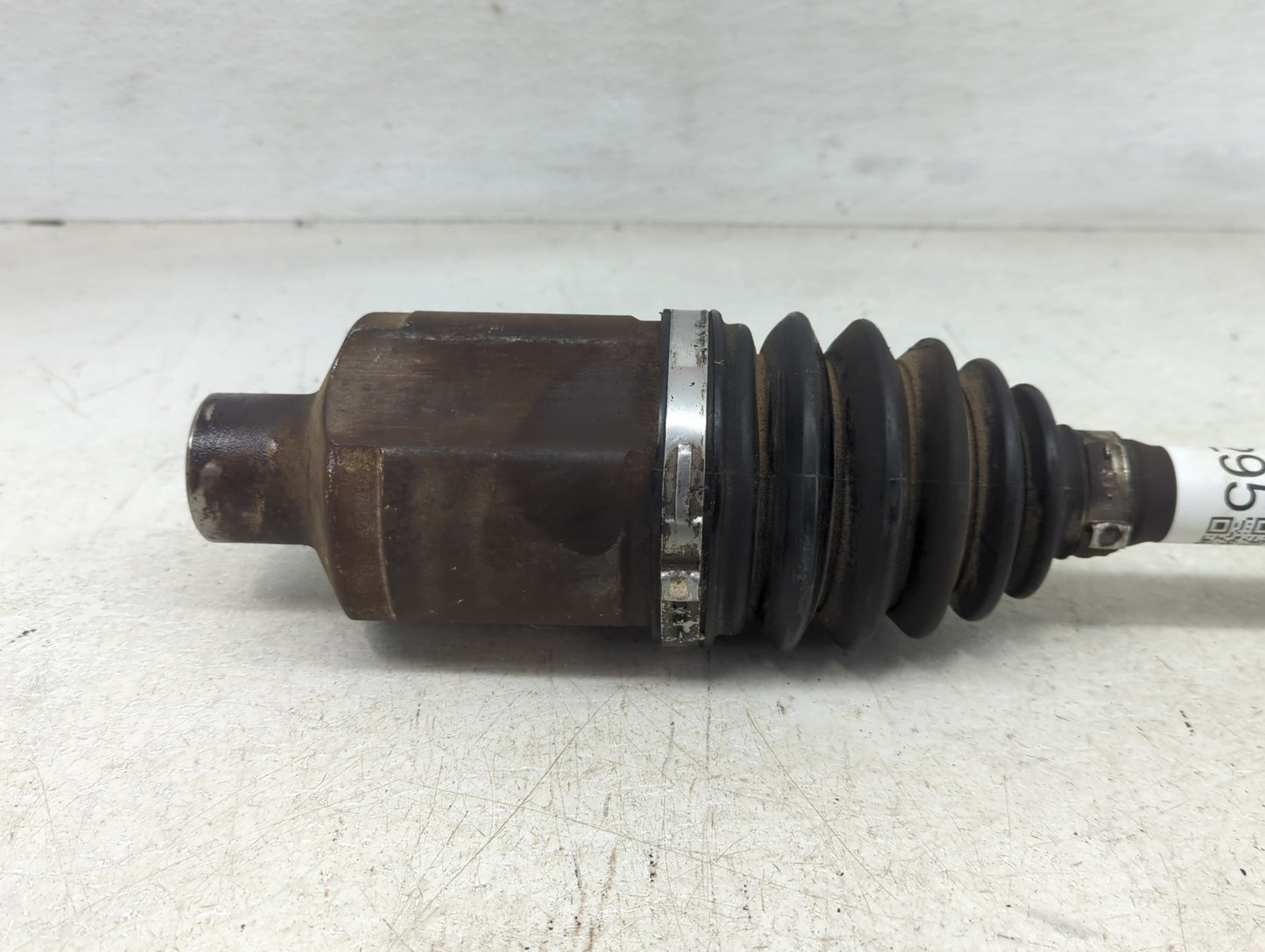 2008-2017 Buick Enclave Axle Shaft Front Passenger Cv C/v - Oemusedautoparts1.com