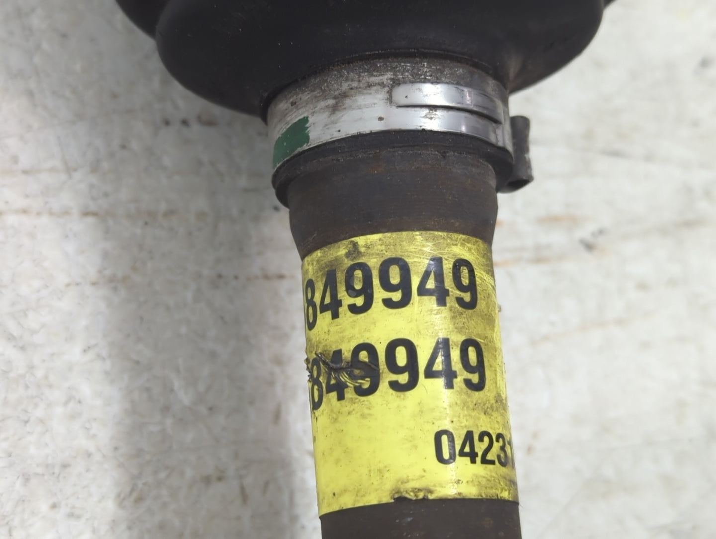 2016 Buick Enclave Axle Shaft Front Passenger Cv C/v - Oemusedautoparts1.com