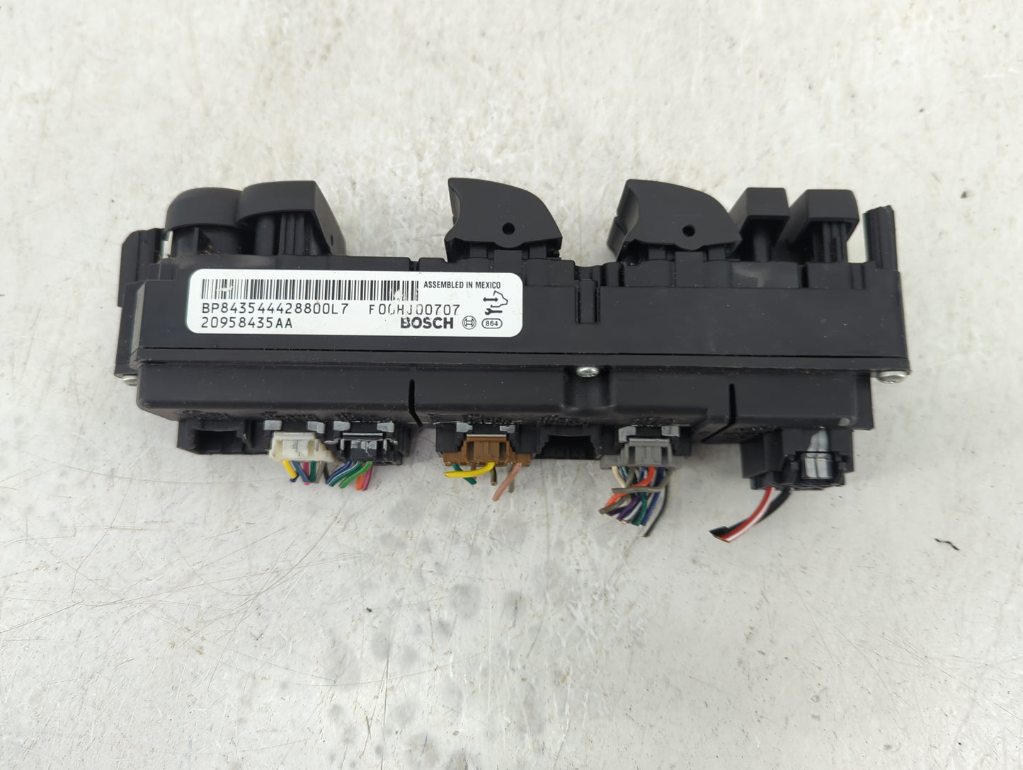 2010-2017 Buick Enclave Master Power Window Switch Replacement Driver Side Left P/N:20958435AA Fits OEM Used Auto Parts - Oe