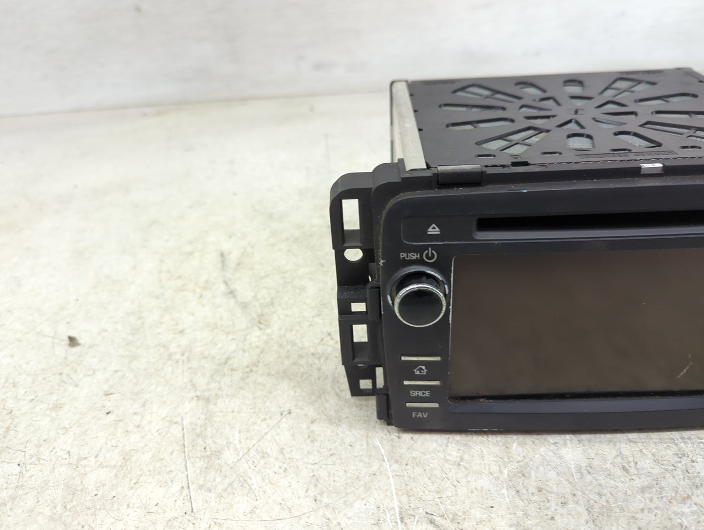 2015-2016 Buick Enclave Radio AM FM Cd Player Receiver Replacement P/N:23395467 Fits Fits 2015 2016 OEM Used Auto Parts - Oe