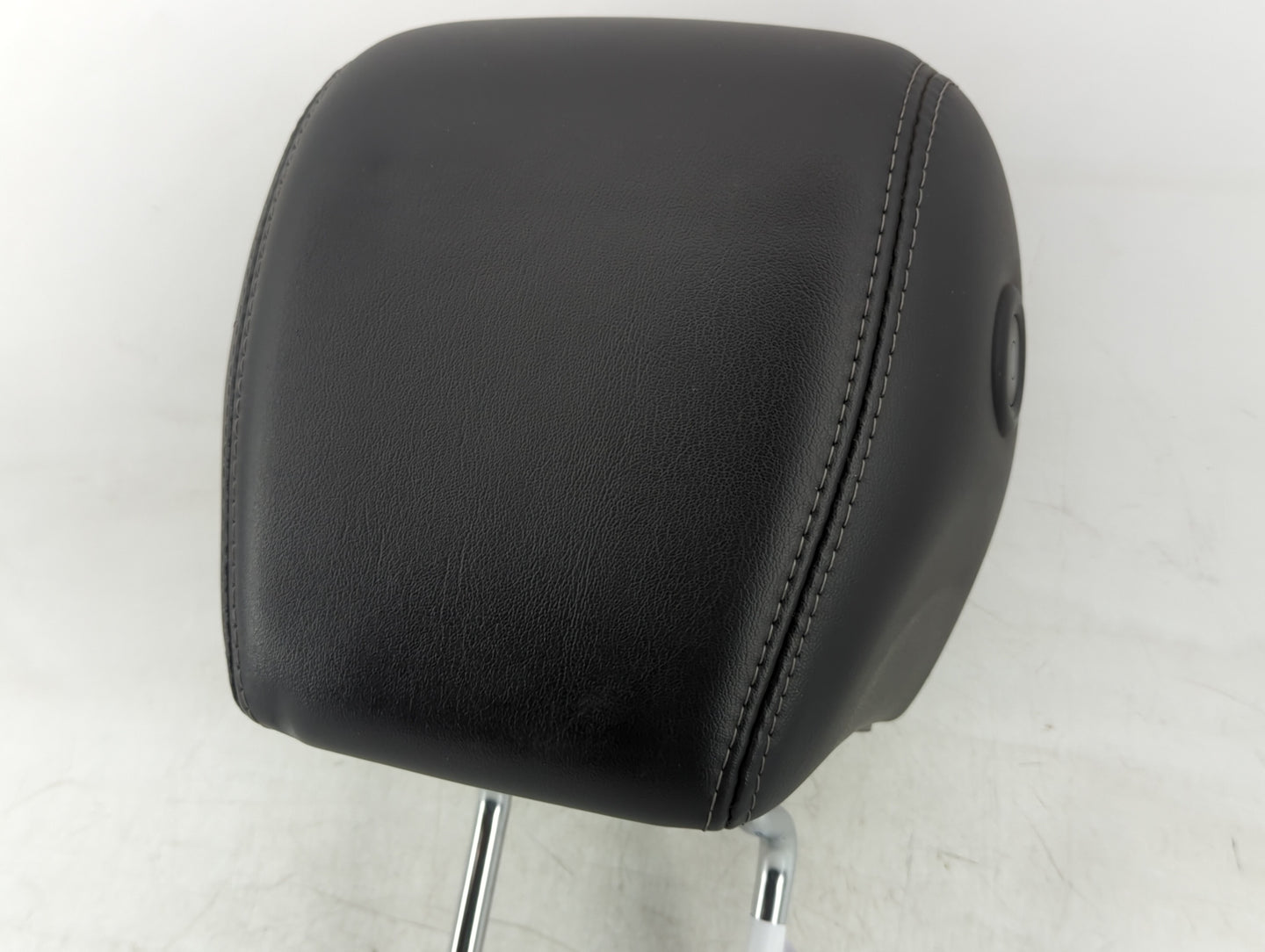 2016 Buick Enclave Headrest Head Rest Front Driver Passenger Seat Fits OEM Used Auto Parts - Oemusedautoparts1.com