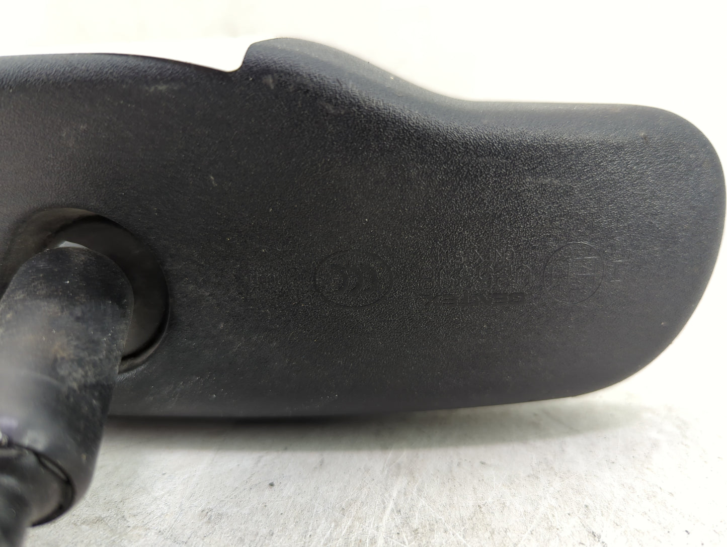 2016 Buick Enclave Interior Rear View Mirror Replacement OEM P/N:22915243 Fits OEM Used Auto Parts - Oemusedautoparts1.com