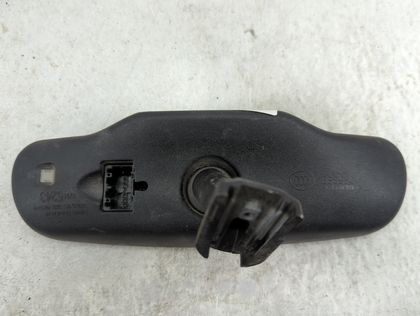 2016 Buick Enclave Interior Rear View Mirror Replacement OEM P/N:22915243 Fits OEM Used Auto Parts - Oemusedautoparts1.com