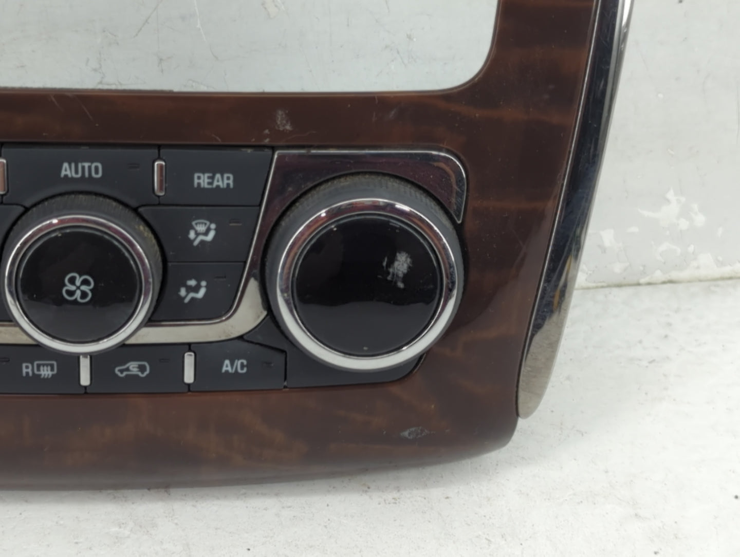 2013-2017 Buick Enclave Climate Control Module Temperature AC/Heater Replacement P/N:22969931 3239800000000X Fits OEM Used A