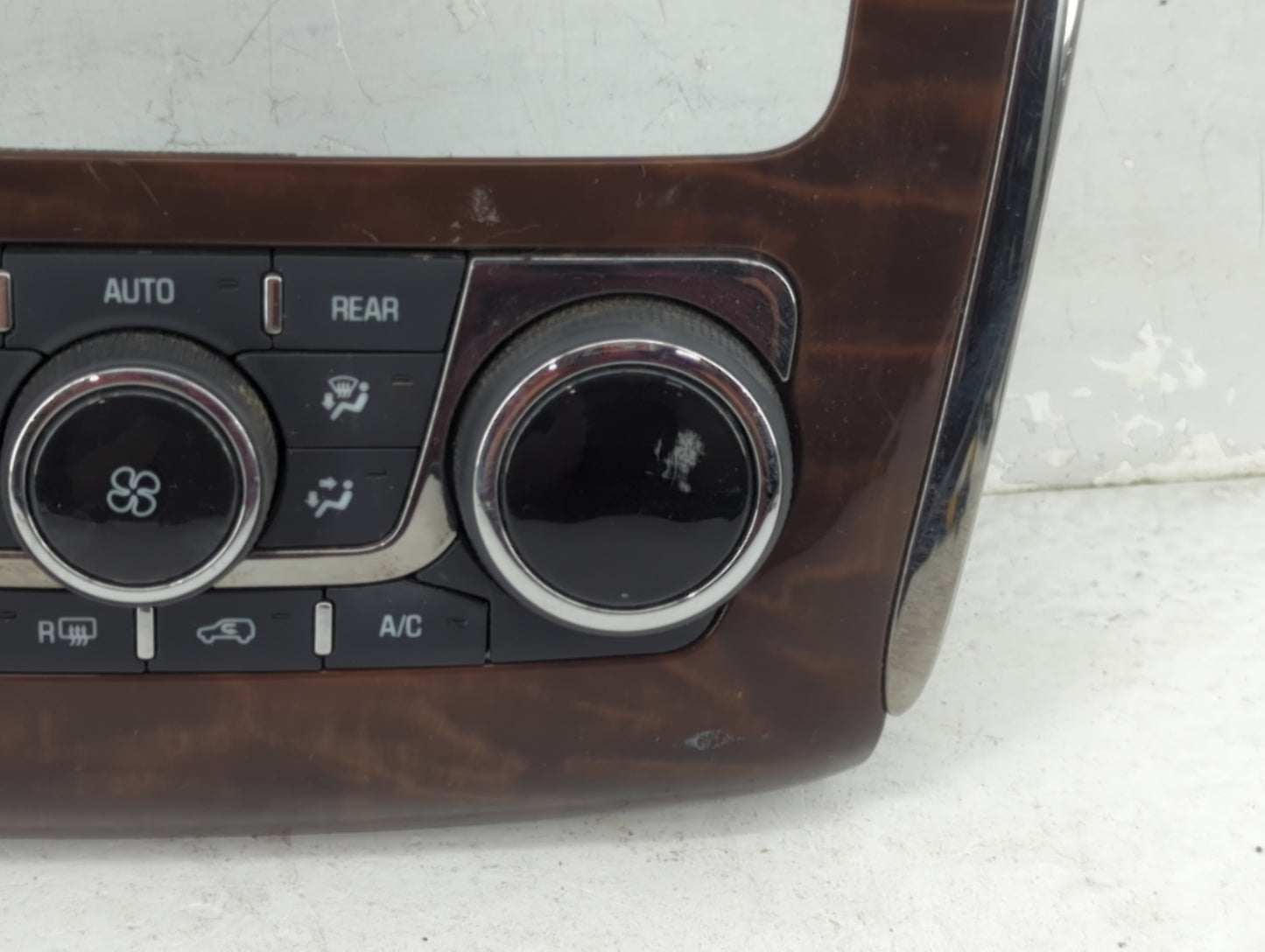 2013-2017 Buick Enclave Climate Control Module Temperature AC/Heater Replacement P/N:22969931 3239800000000X Fits OEM Used A