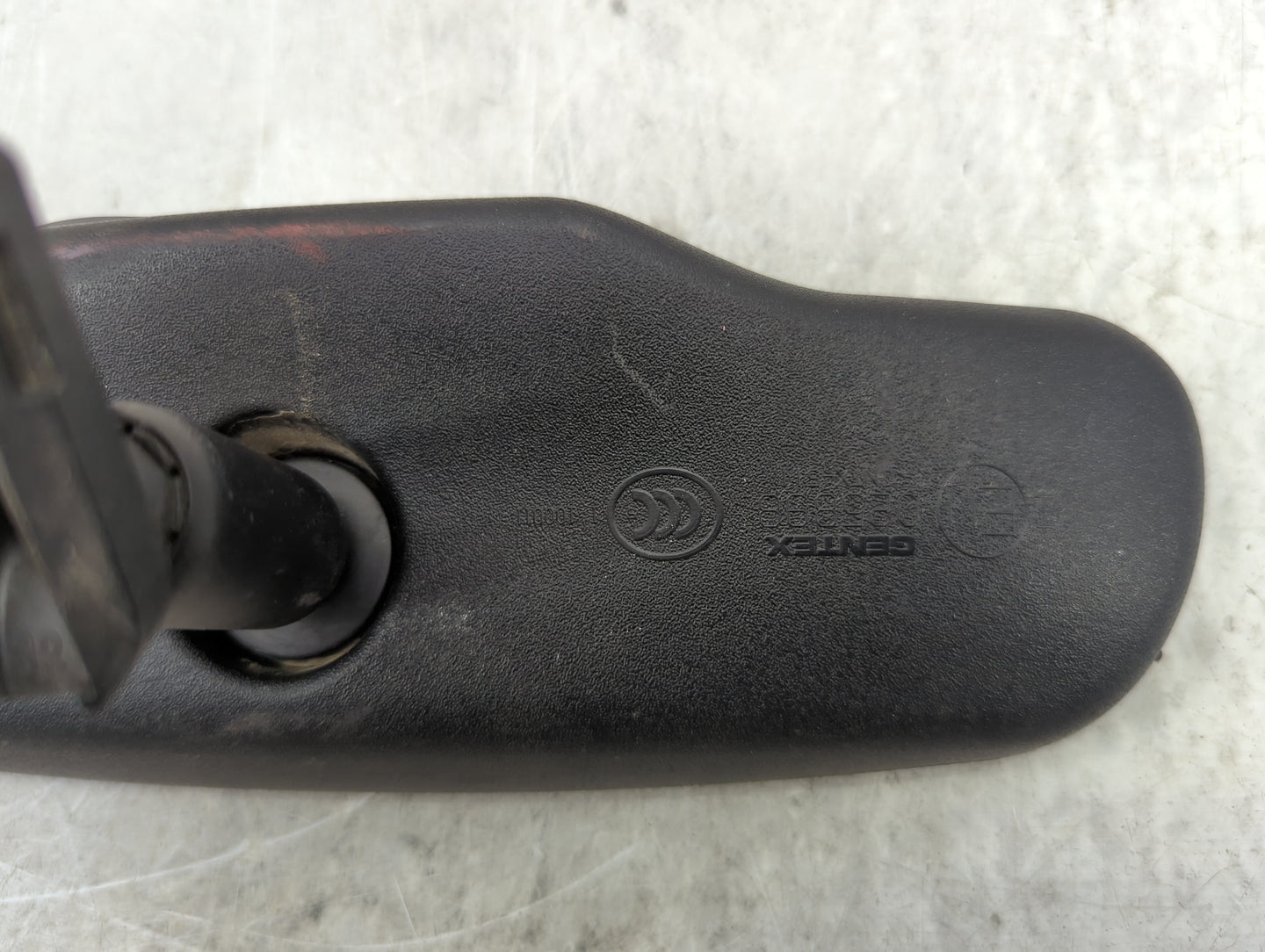 2009-2017 Buick Enclave Interior Rear View Mirror Replacement OEM P/N:22915243 Fits OEM Used Auto Parts - Oemusedautoparts1.