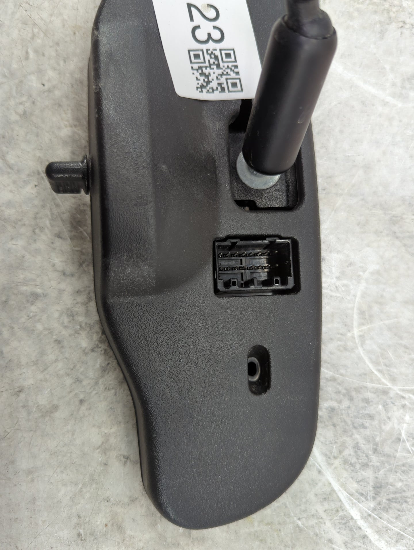 2016 Buick Enclave Interior Rear View Mirror Oem Black - Oemusedautoparts1.com