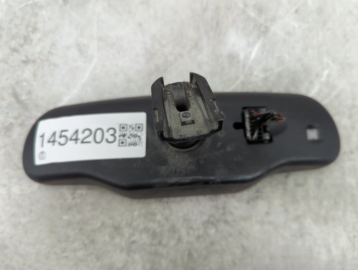 2016 Buick Enclave Interior Rear View Mirror Oem Black - Oemusedautoparts1.com