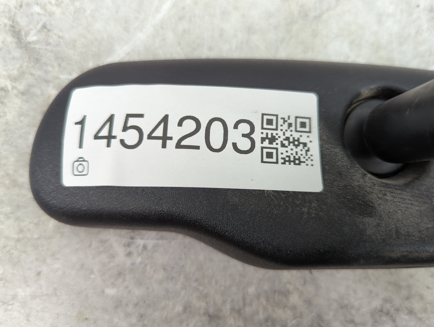 2016 Buick Enclave Interior Rear View Mirror Oem Black - Oemusedautoparts1.com