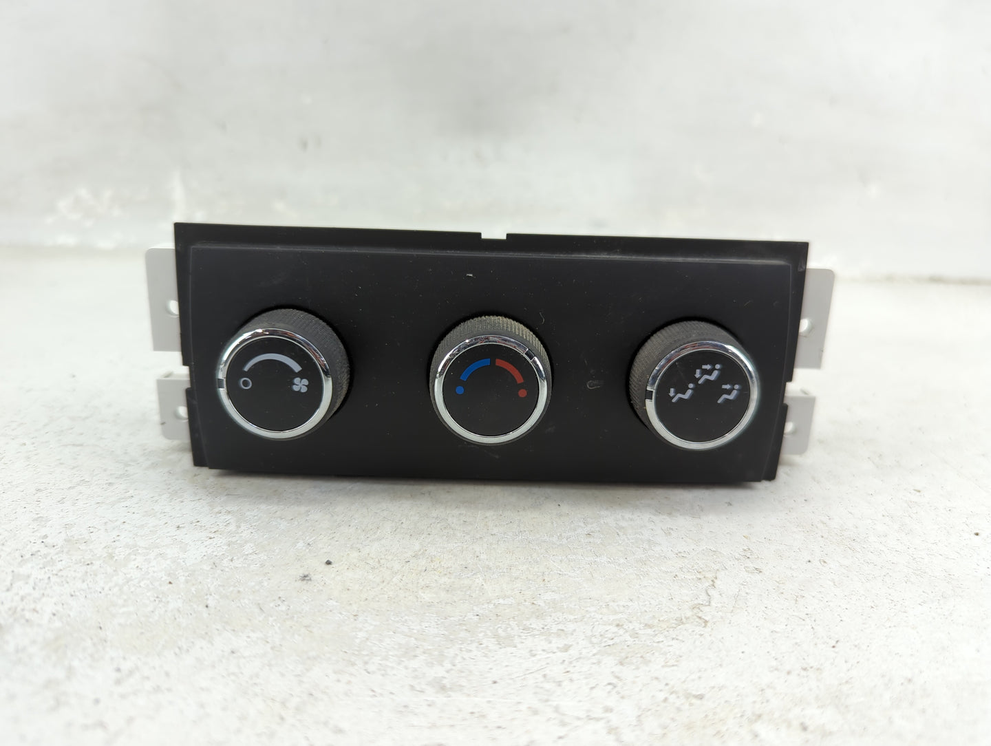 2008-2017 Buick Enclave Climate Control Module Temperature AC/Heater Replacement Fits OEM Used Auto Parts - Oemusedautoparts