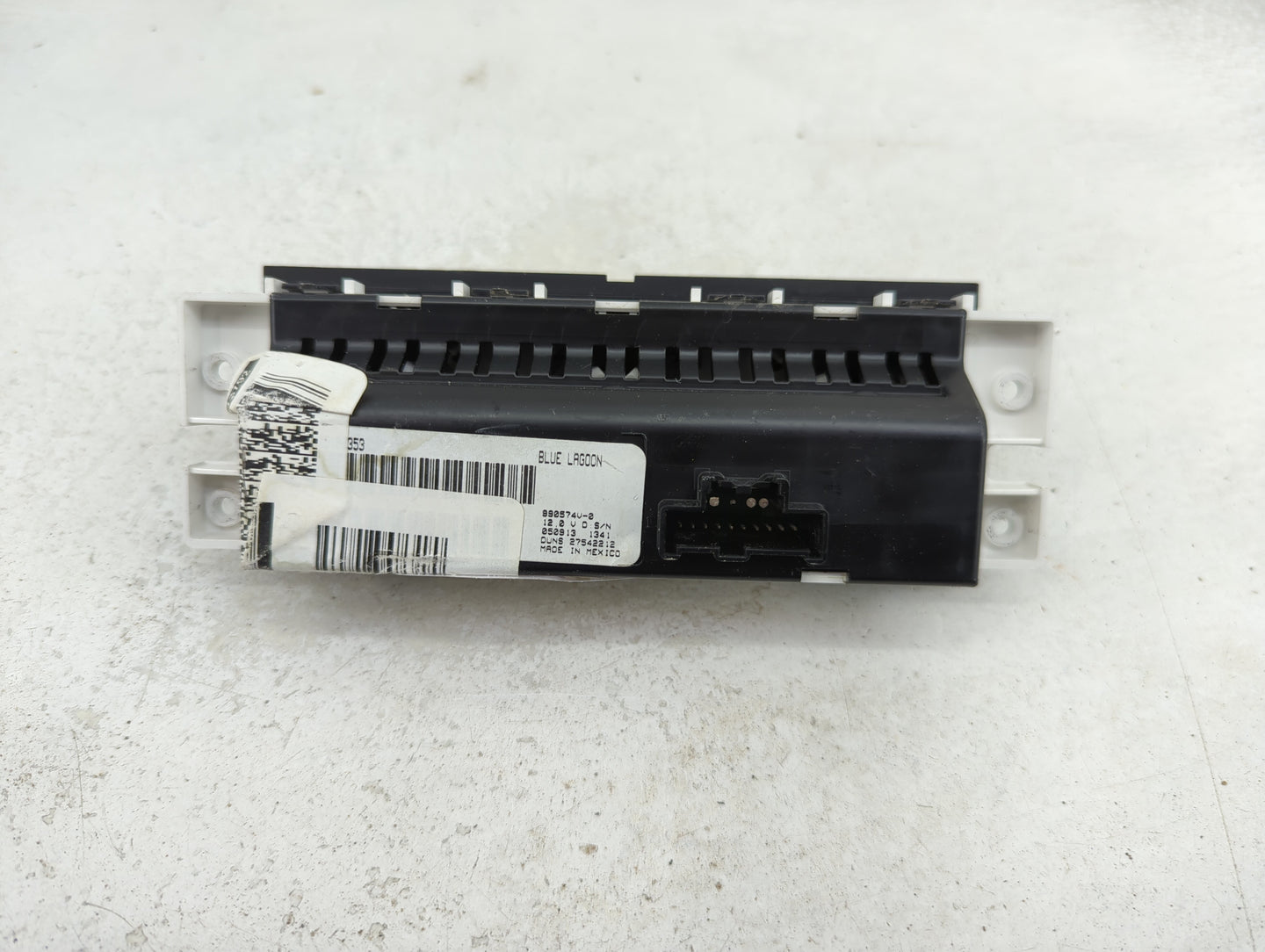 2008-2017 Buick Enclave Climate Control Module Temperature AC/Heater Replacement Fits OEM Used Auto Parts - Oemusedautoparts