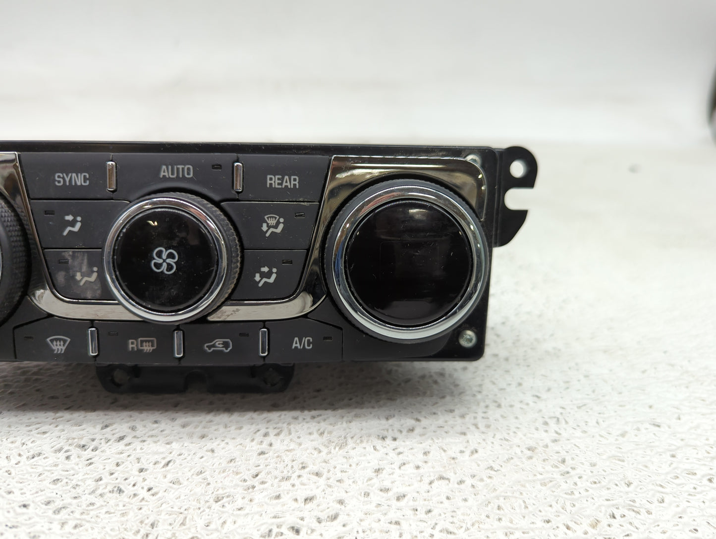2008-2017 Buick Enclave Climate Control Module Temperature AC/Heater Replacement P/N:23251328 Fits OEM Used Auto Parts - Oem