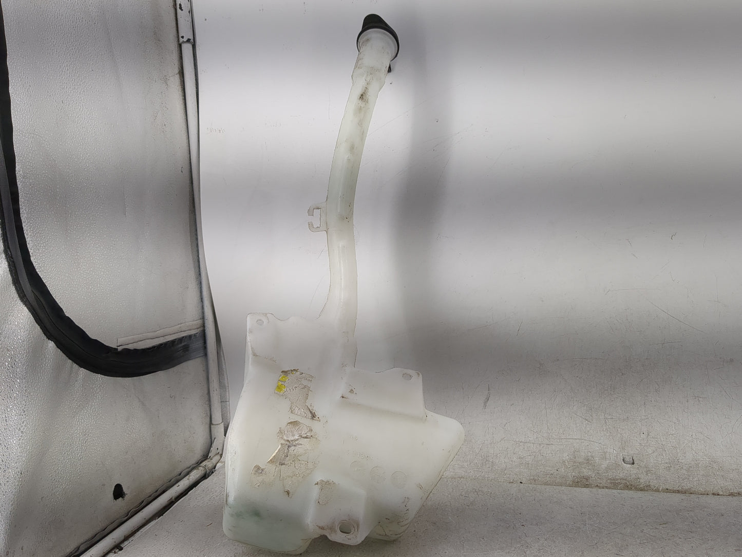 2010-2017 Buick Enclave Windshield Washer Fluid Reservoir Bottle Oem - Oemusedautoparts1.com