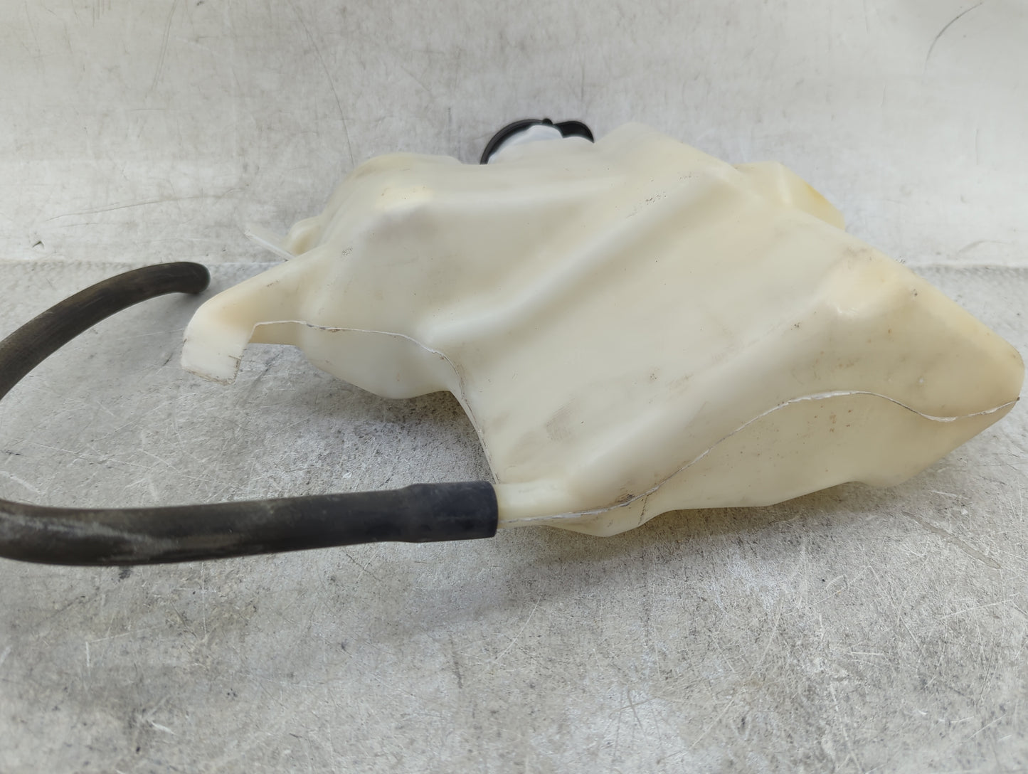 2008-2017 Buick Enclave Radiator Coolant Overflow Expansion Tank Bottle 1459954 - Oemusedautoparts1.com