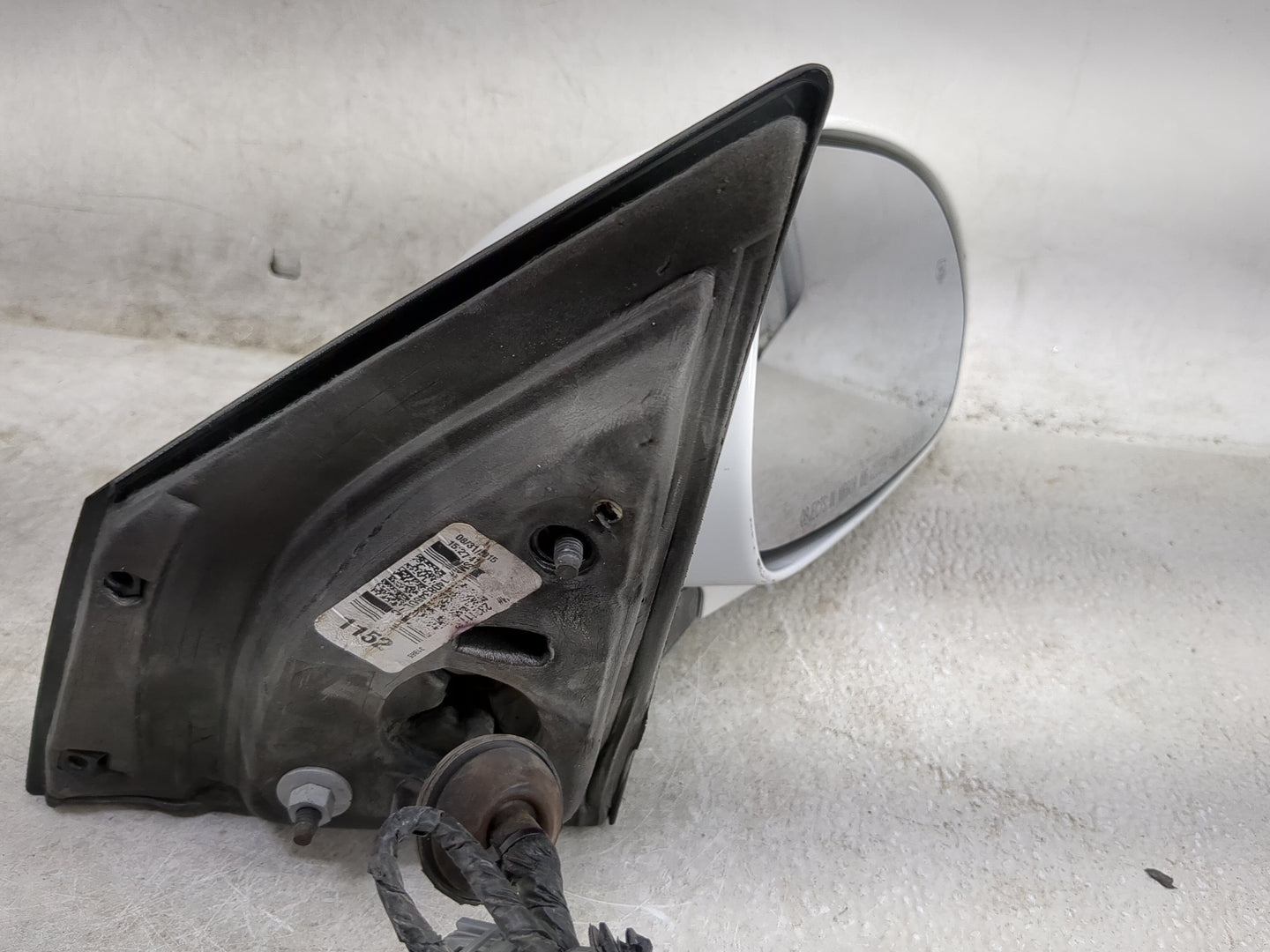 2008-2017 Buick Enclave Passenger Side View Mirror - Right Door Mirror OEM Used - Oemusedautoparts1.com