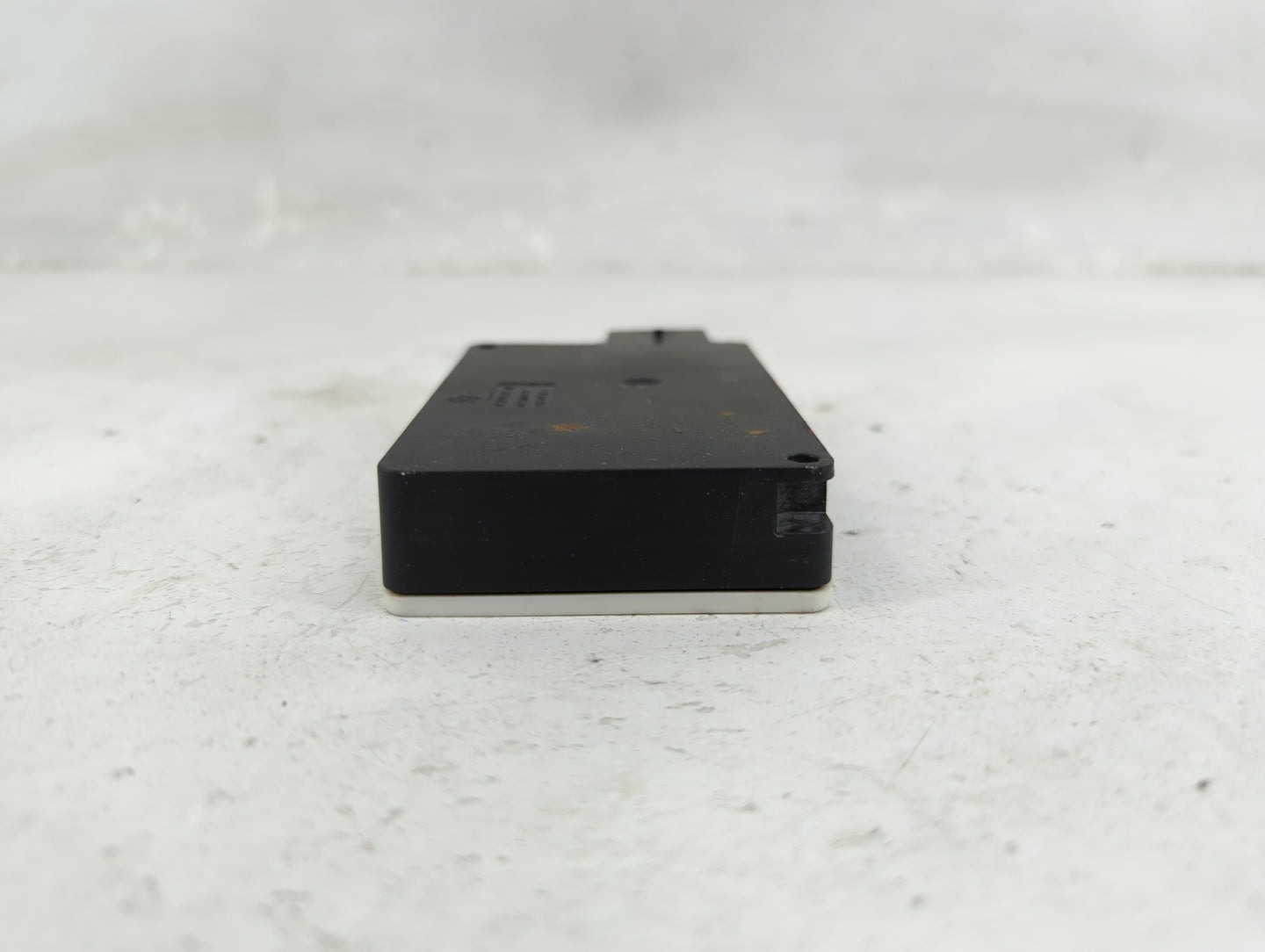 2010-2017 Buick Enclave Chassis Control Module Ccm Bcm Body Control - Oemusedautoparts1.com