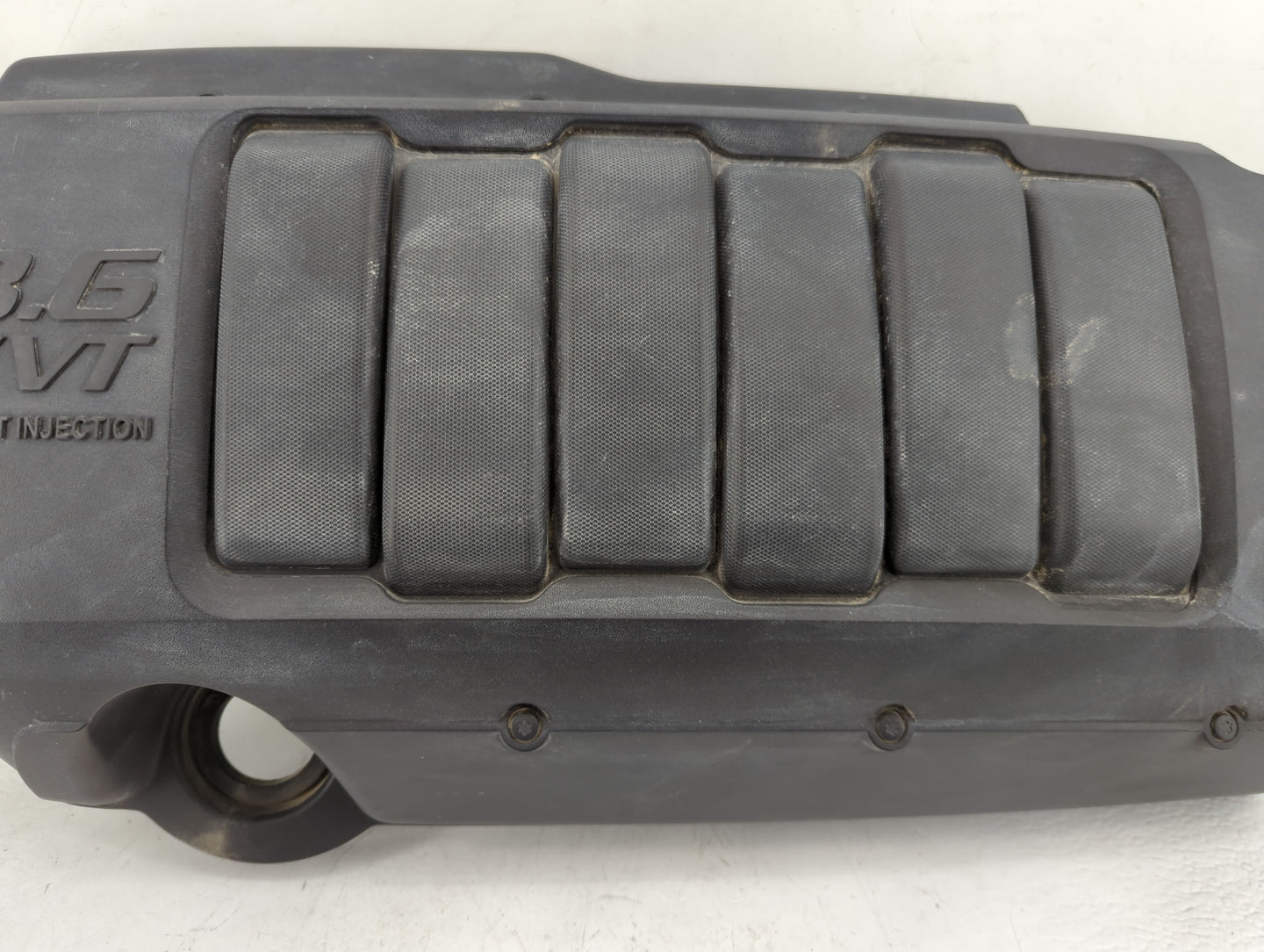 2016 Buick Enclave Engine Cover 1460620 - Oemusedautoparts1.com
