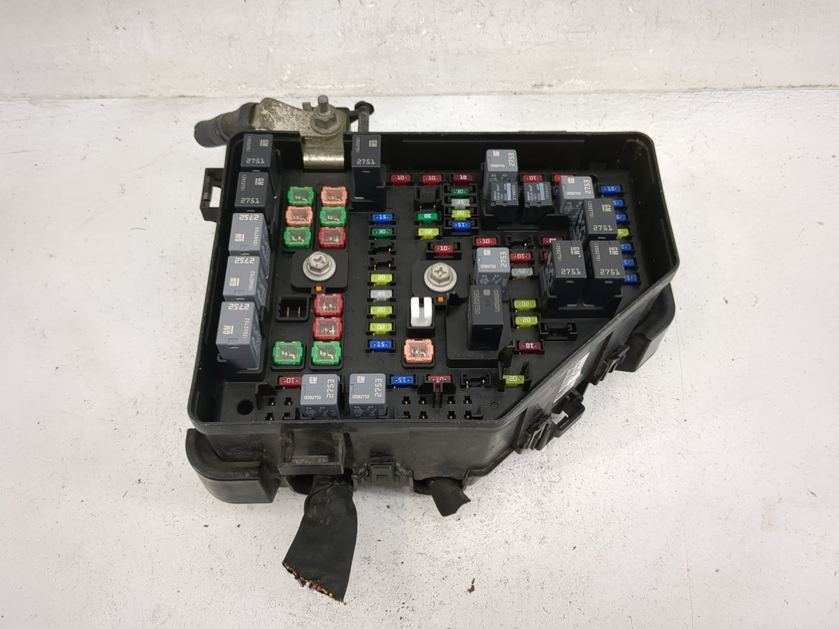 2015-2017 Buick Enclave Fusebox Fuse Box Panel Relay Module P/N:7140-1941-30 Fits Fits 2015 2016 2017 OEM Used Auto Parts - 