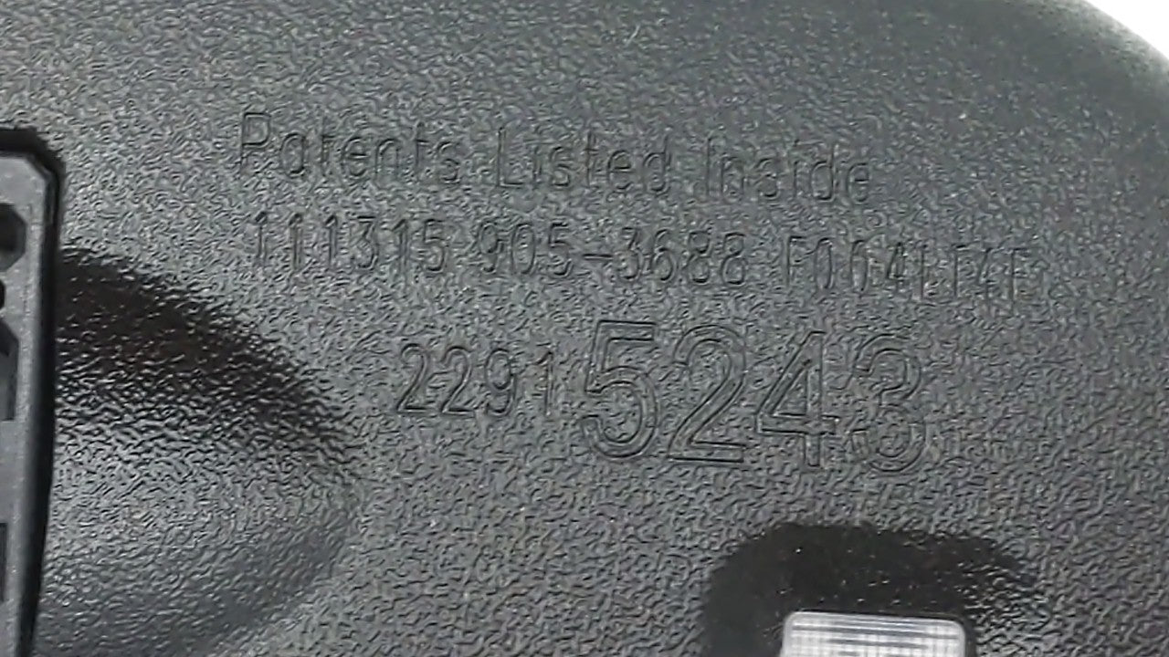 2009-2017 Buick Enclave Interior Rear View Mirror Replacement OEM P/N:15816792 1E11015322 Fits OEM Used Auto Parts - Oemused