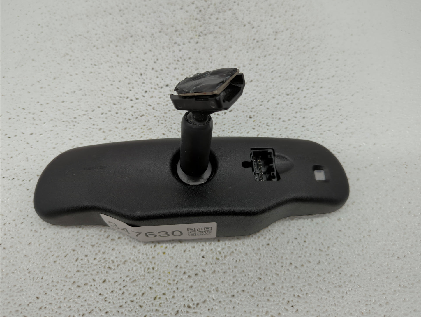 2009-2017 Buick Enclave Interior Rear View Mirror Replacement OEM P/N:15816792 15269045 Fits OEM Used Auto Parts - Oemusedau