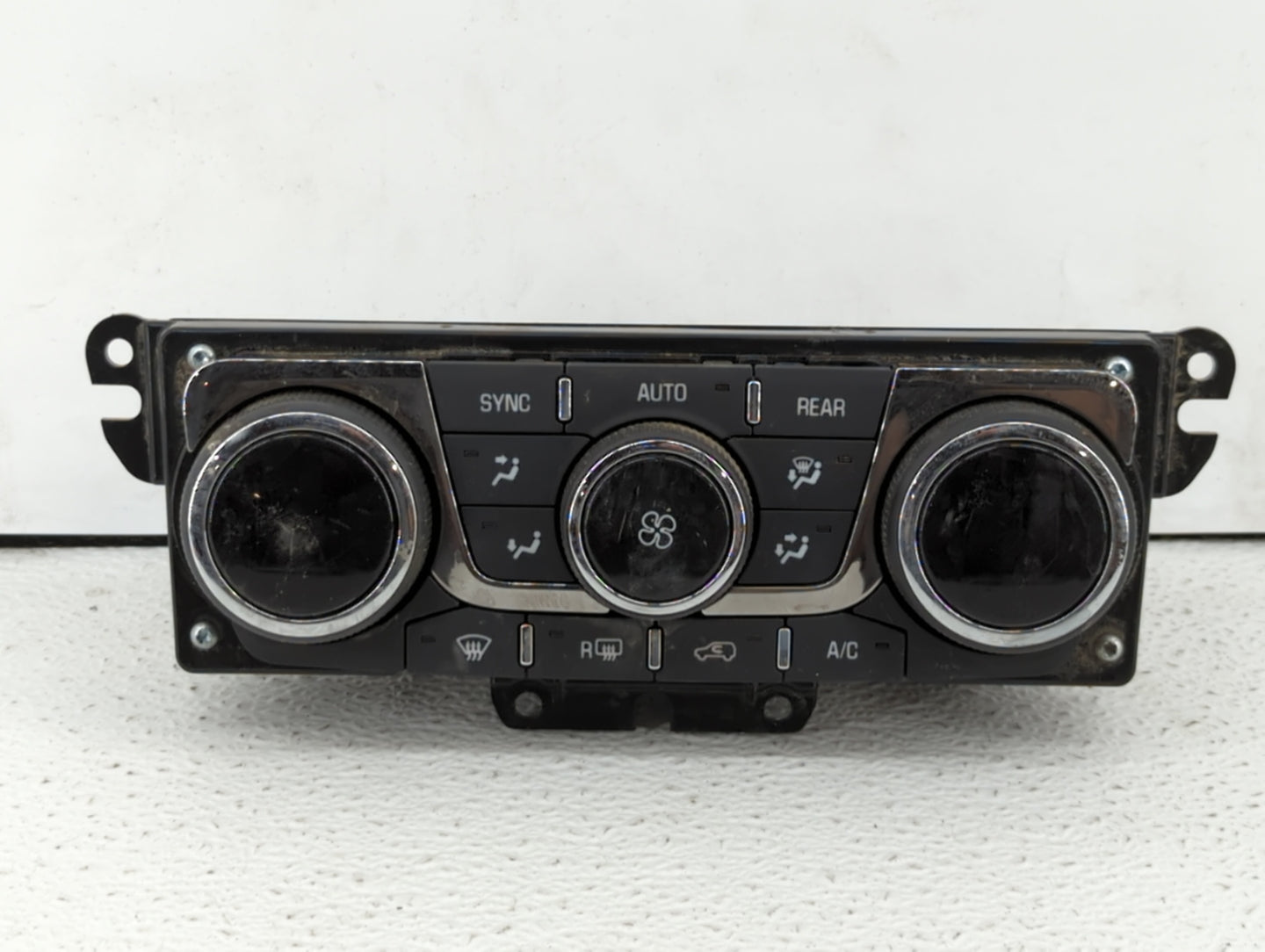 2013-2017 Buick Enclave Climate Control Module Temperature AC/Heater Replacement P/N:2144382 23251328 Fits OEM Used Auto Par