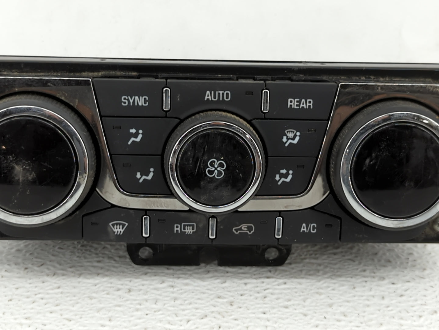 2013-2017 Buick Enclave Climate Control Module Temperature AC/Heater Replacement P/N:2144382 23251328 Fits OEM Used Auto Par