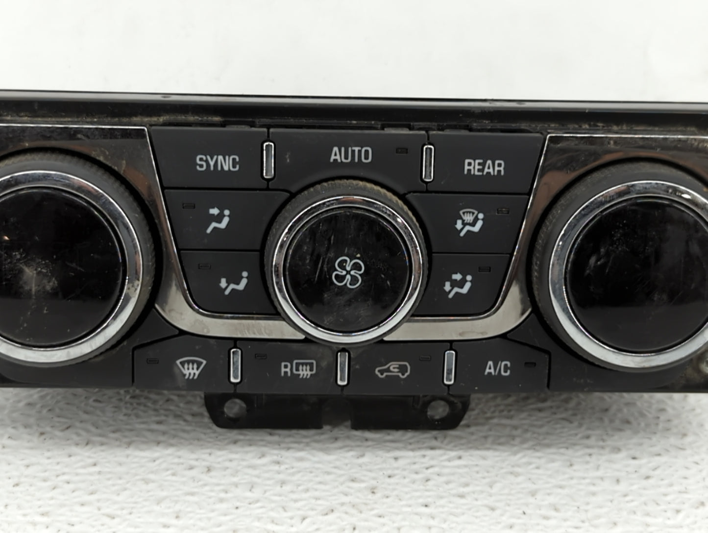 2013-2017 Buick Enclave Climate Control Module Temperature AC/Heater Replacement P/N:2144382 23251328 Fits OEM Used Auto Par