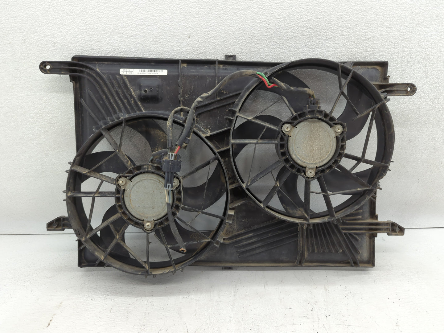 2008-2017 Buick Enclave Left Radiator Fan Motor Assembly - Oemusedautoparts1.com