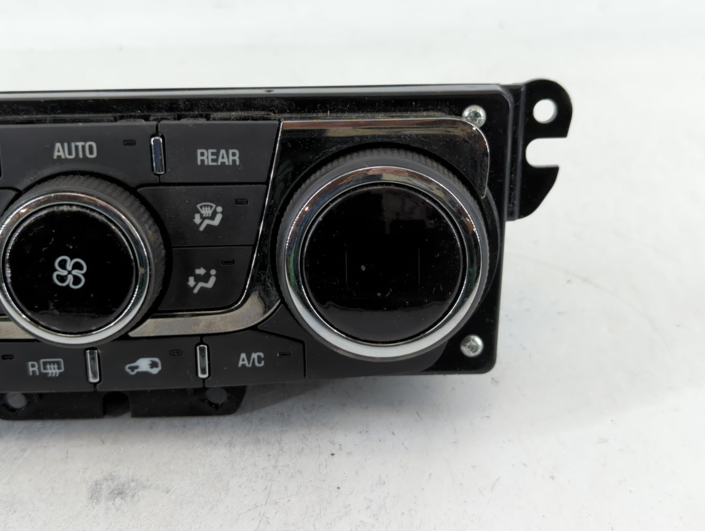 2013-2017 Buick Enclave Climate Control Module Temperature AC/Heater Replacement P/N:2351328 Fits Fits 2013 2014 2015 2016 2