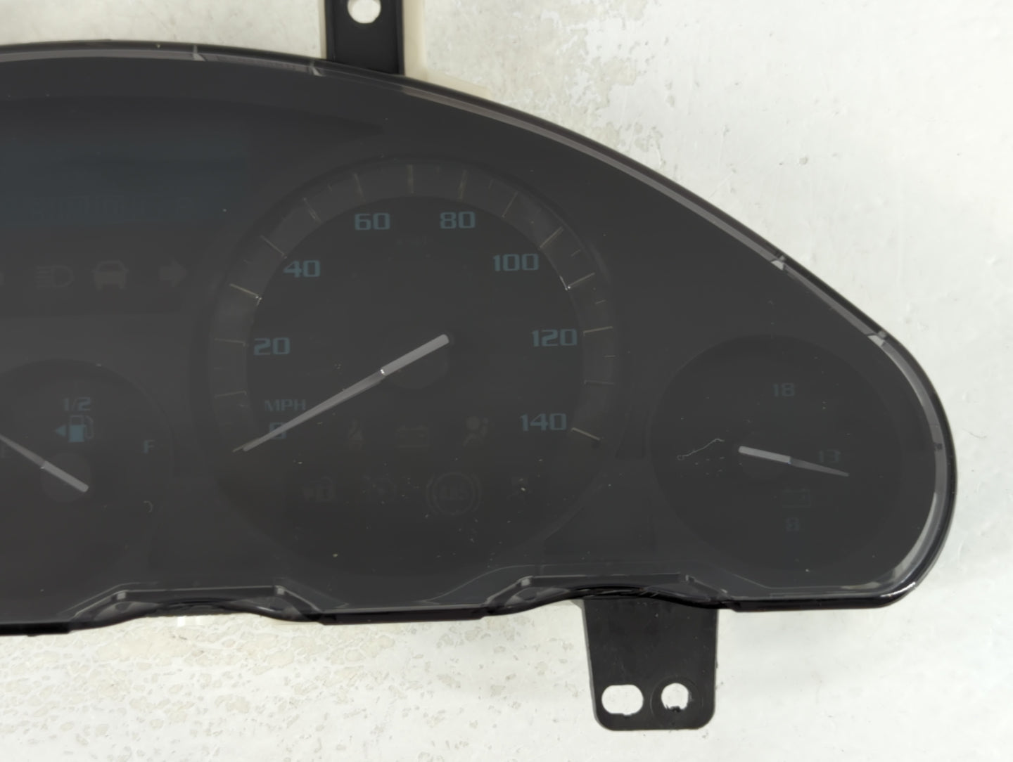 2014-2017 Buick Enclave Instrument Cluster Speedometer Gauges P/N:23172983 Fits Fits 2014 2015 2016 2017 OEM Used Auto Parts