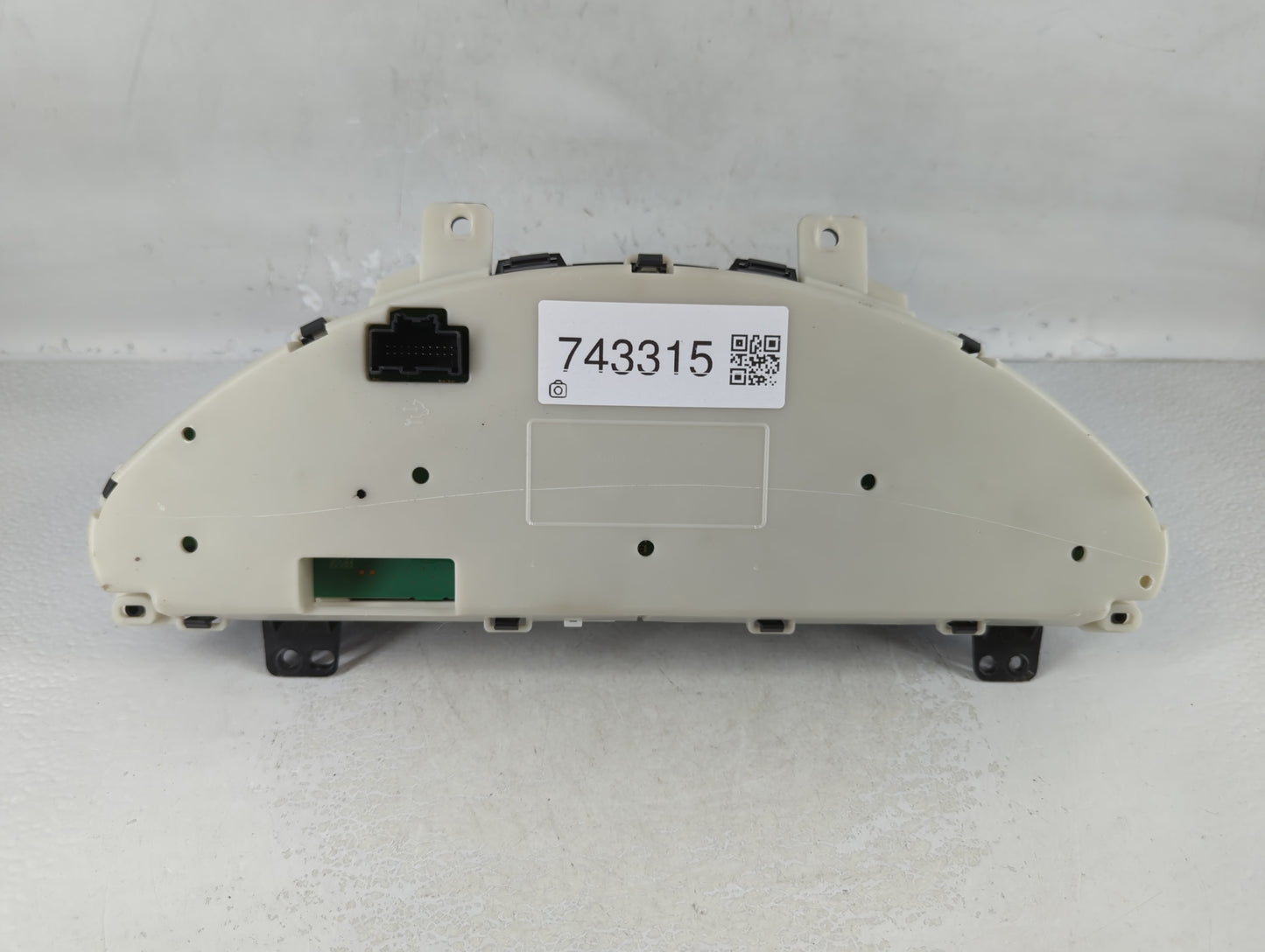 2014-2017 Buick Enclave Instrument Cluster Speedometer Gauges P/N:23172983 Fits Fits 2014 2015 2016 2017 OEM Used Auto Parts