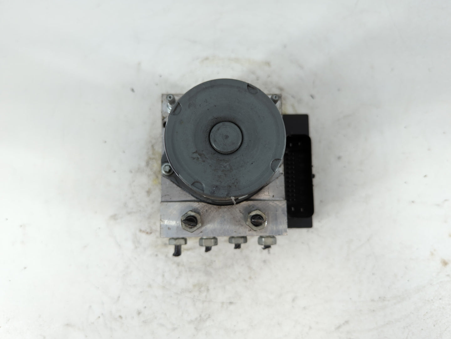 2012-2017 Buick Enclave ABS Pump Control Module Replacement P/N:0 265 252 847 Fits Fits 2012 2013 2014 2015 2016 2017 OEM Us
