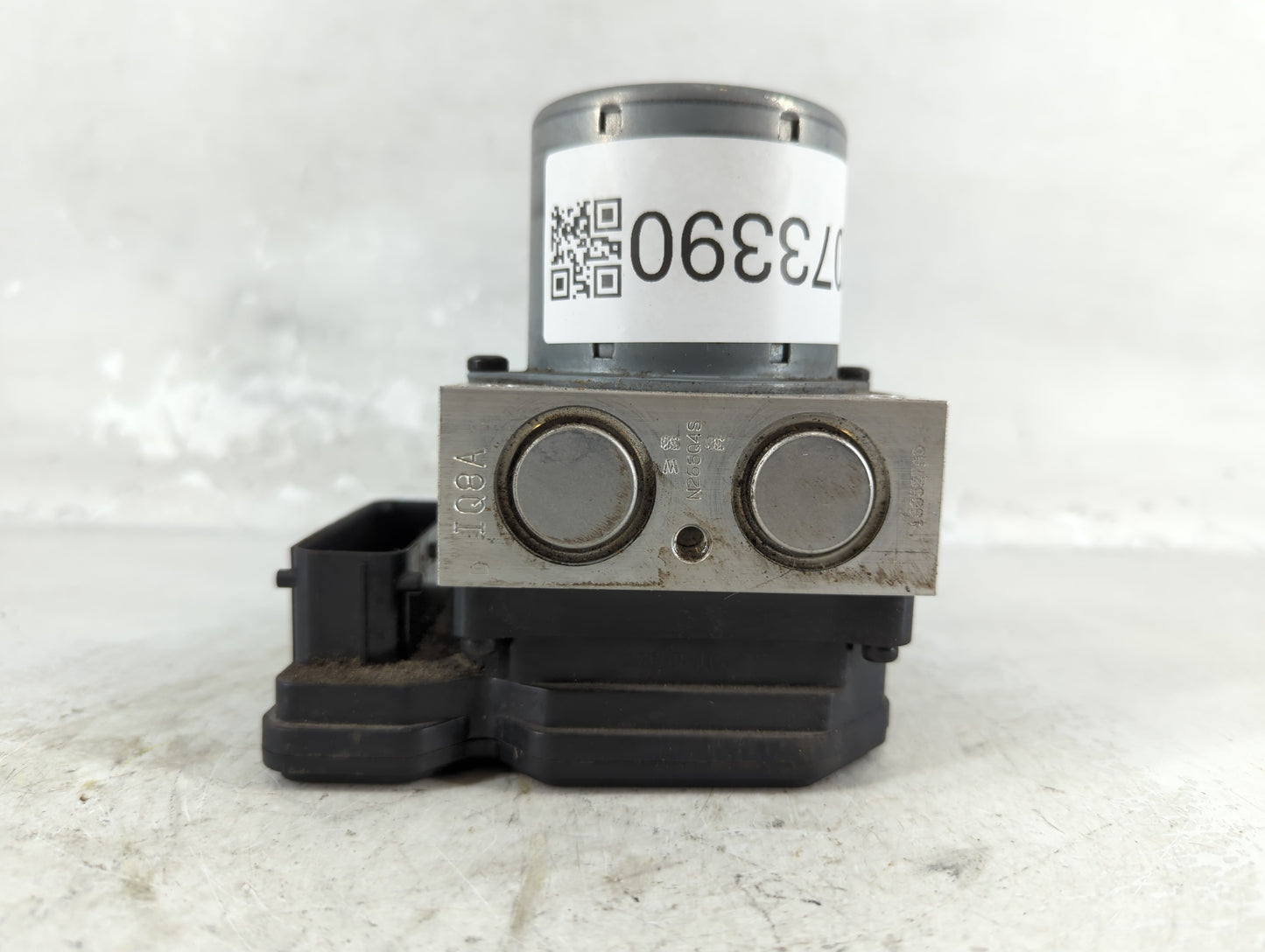 2016 Buick Encore ABS Pump Control Module Replacement P/N:42403007 Fits OEM Used Auto Parts - Oemusedautoparts1.com