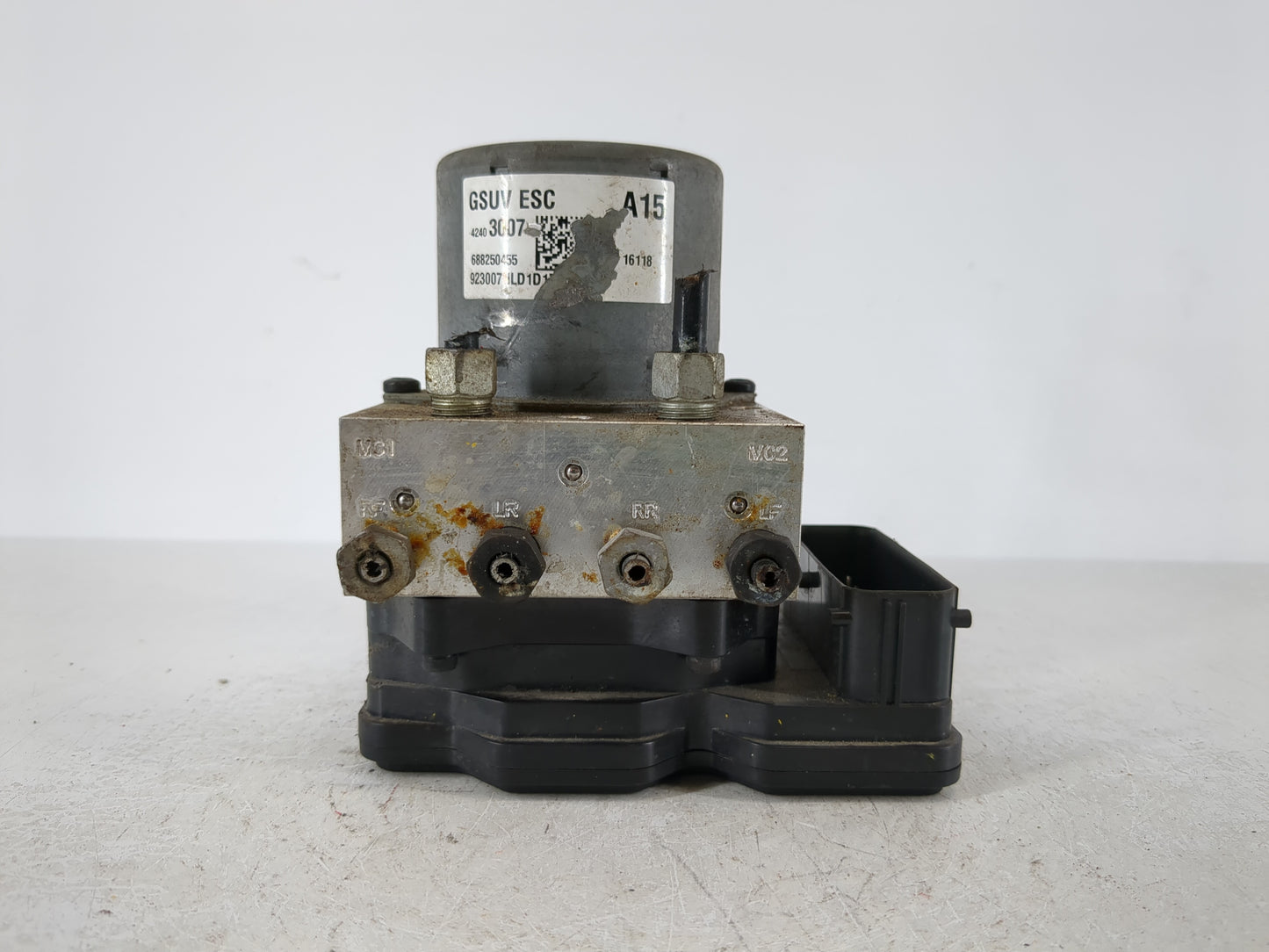 2016 Buick Encore ABS Pump Control Module Replacement P/N:42403007 Fits OEM Used Auto Parts - Oemusedautoparts1.com