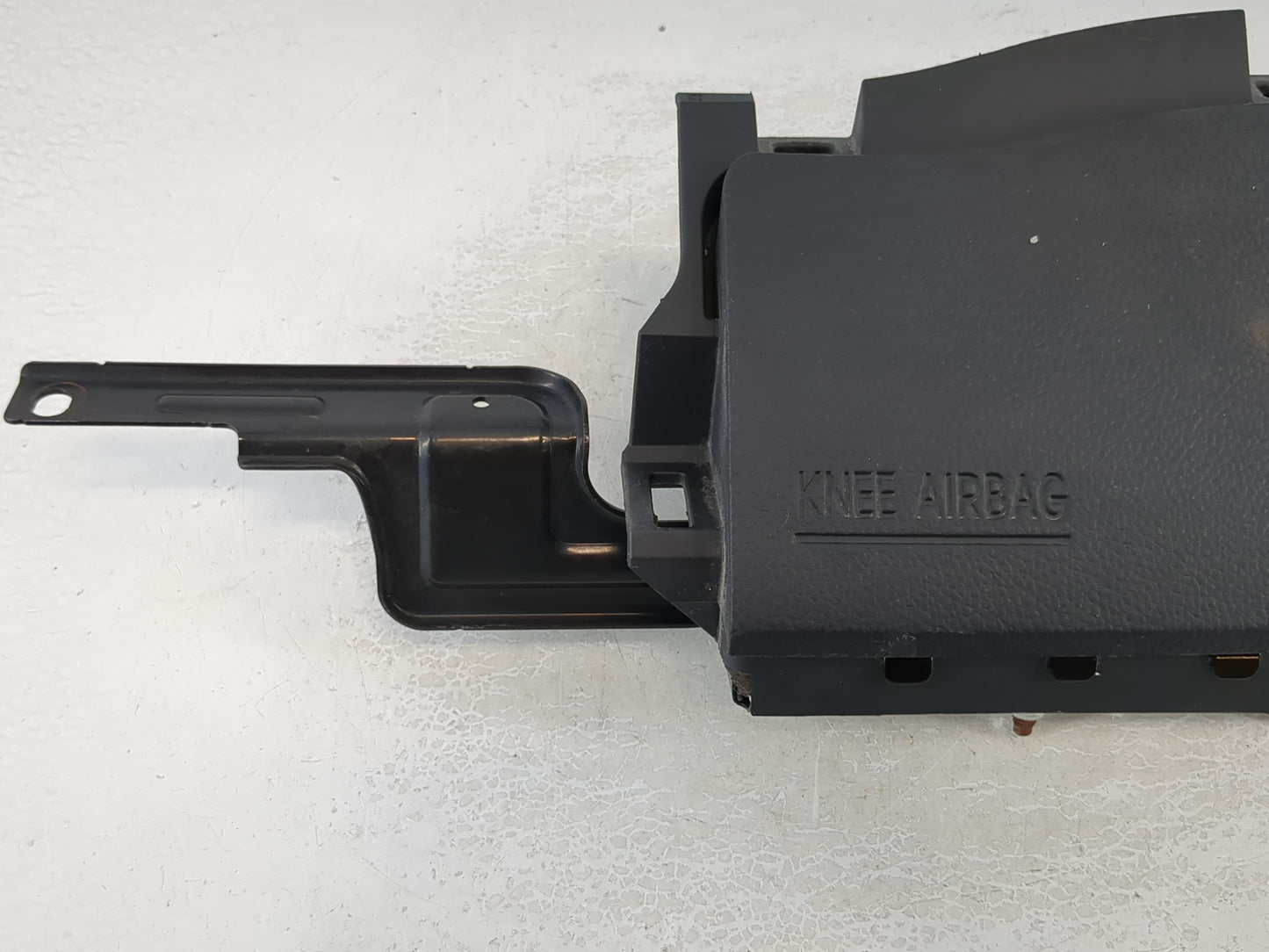 2013-2016 Buick Encore Air Bag Driver Left Steering Wheel Mounted P/N:56970-4Z000RYN Fits Fits 2013 2014 2015 2016 OEM Used 