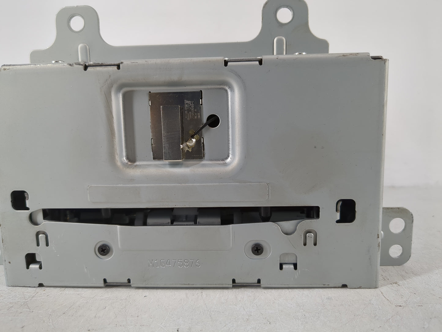 2015-2016 Buick Encore Radio AM FM Cd Player Receiver Replacement P/N:84022548 Fits Fits 2014 2015 2016 2017 OEM Used Auto P