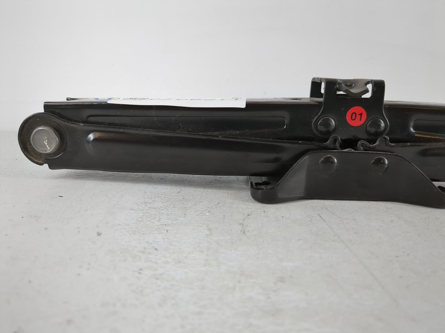 2016 Buick Encore Spare Scissor Car Jack 1123373 - Oemusedautoparts1.com