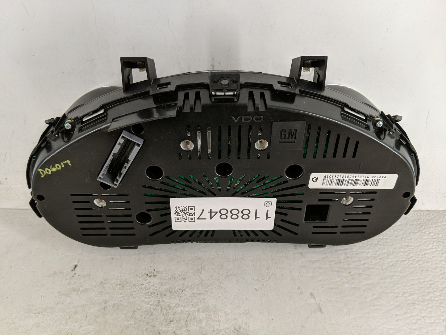 2016 Buick Encore Instrument Cluster Speedometer Gauges Fits OEM Used Auto Parts - Oemusedautoparts1.com