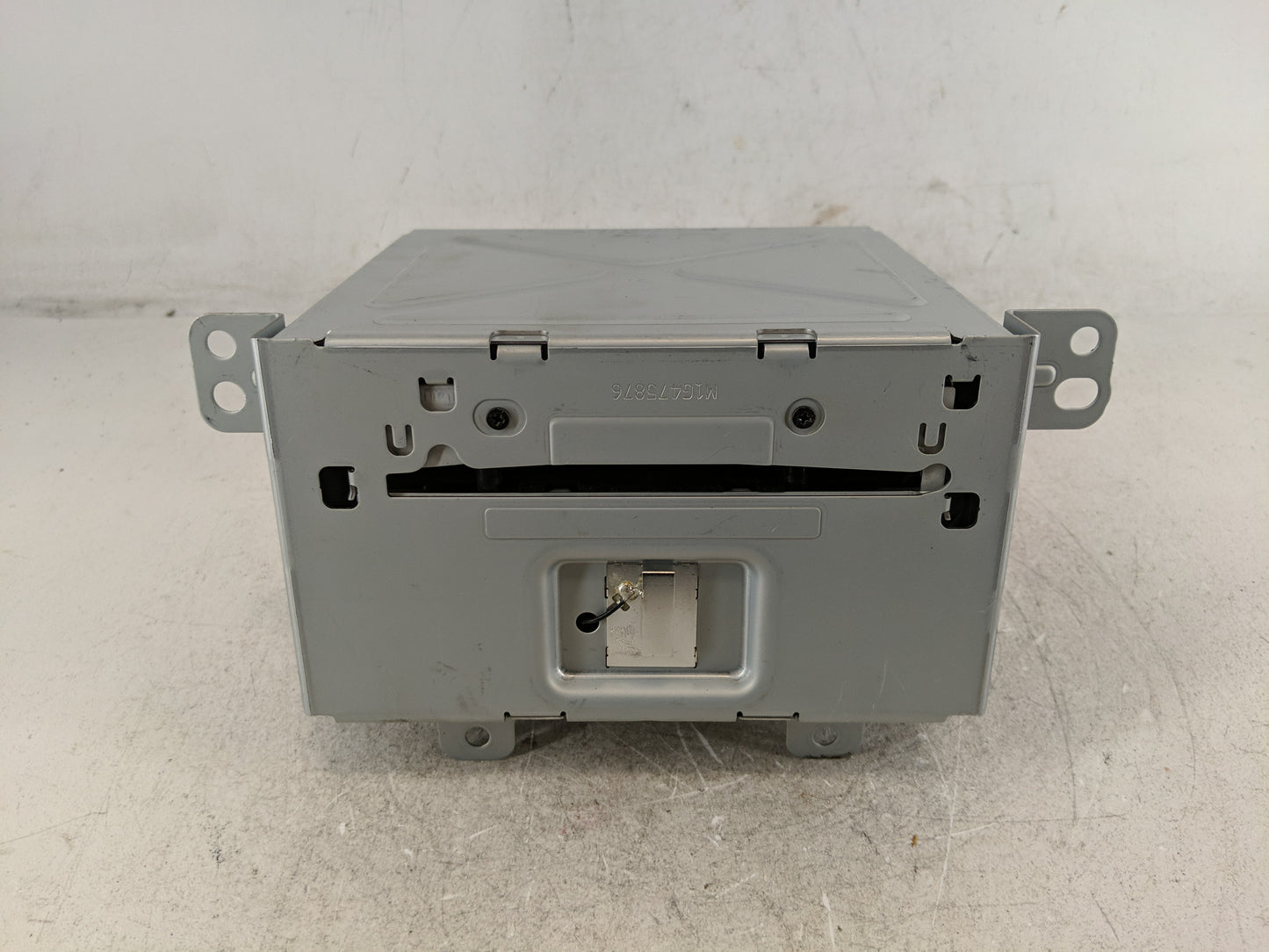 2015-2016 Buick Encore Radio AM FM Cd Player Receiver Replacement P/N:84027468 Fits Fits 2015 2016 2017 2019 OEM Used Auto P