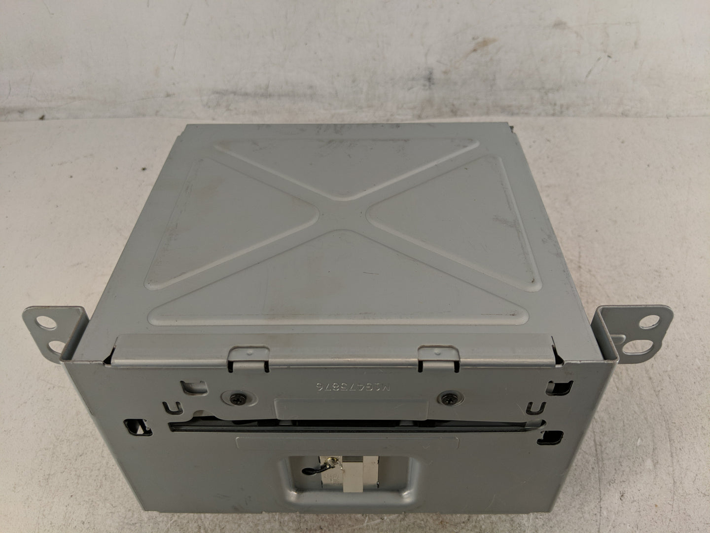 2015-2016 Buick Encore Radio AM FM Cd Player Receiver Replacement P/N:84027468 Fits Fits 2015 2016 2017 2019 OEM Used Auto P