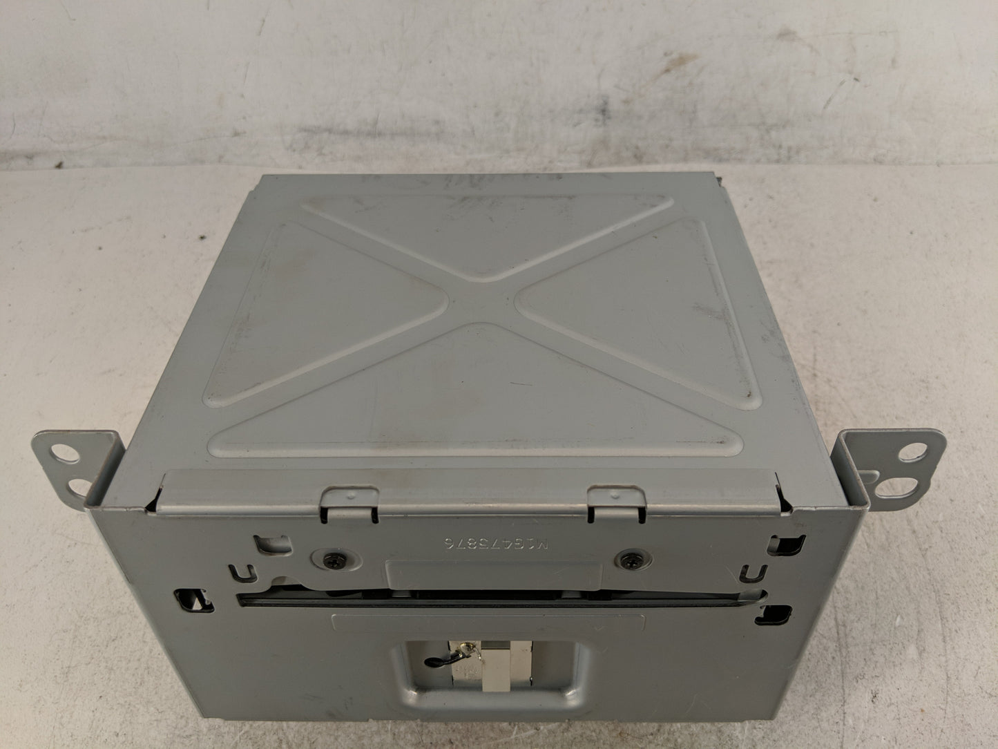 2015-2016 Buick Encore Radio AM FM Cd Player Receiver Replacement P/N:84027468 Fits Fits 2015 2016 2017 2019 OEM Used Auto P