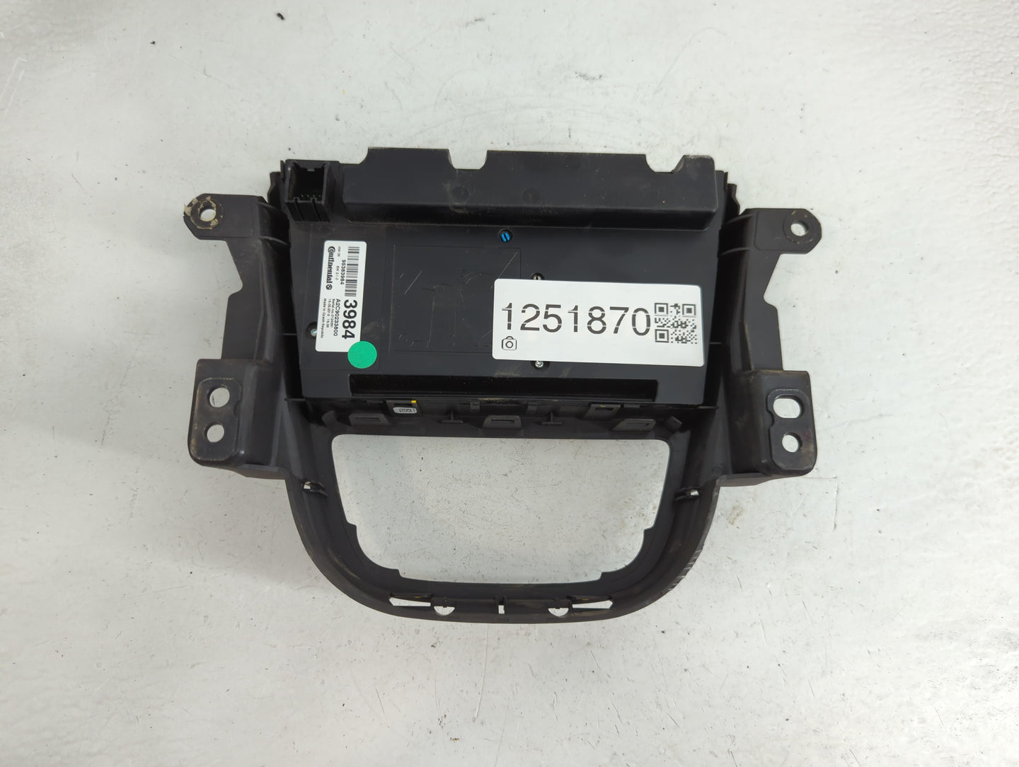 2013-2016 Buick Encore Radio Control Panel - Oemusedautoparts1.com