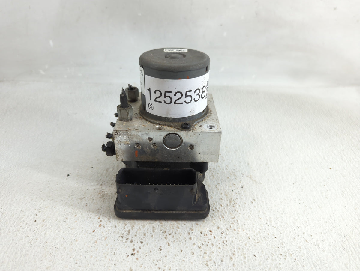 2016 Buick Encore Anti-Lock Brake ABS Pump Module Actuator OEM P/N:42403007 Fits OEM Used Auto Parts - Oemusedautoparts1.com