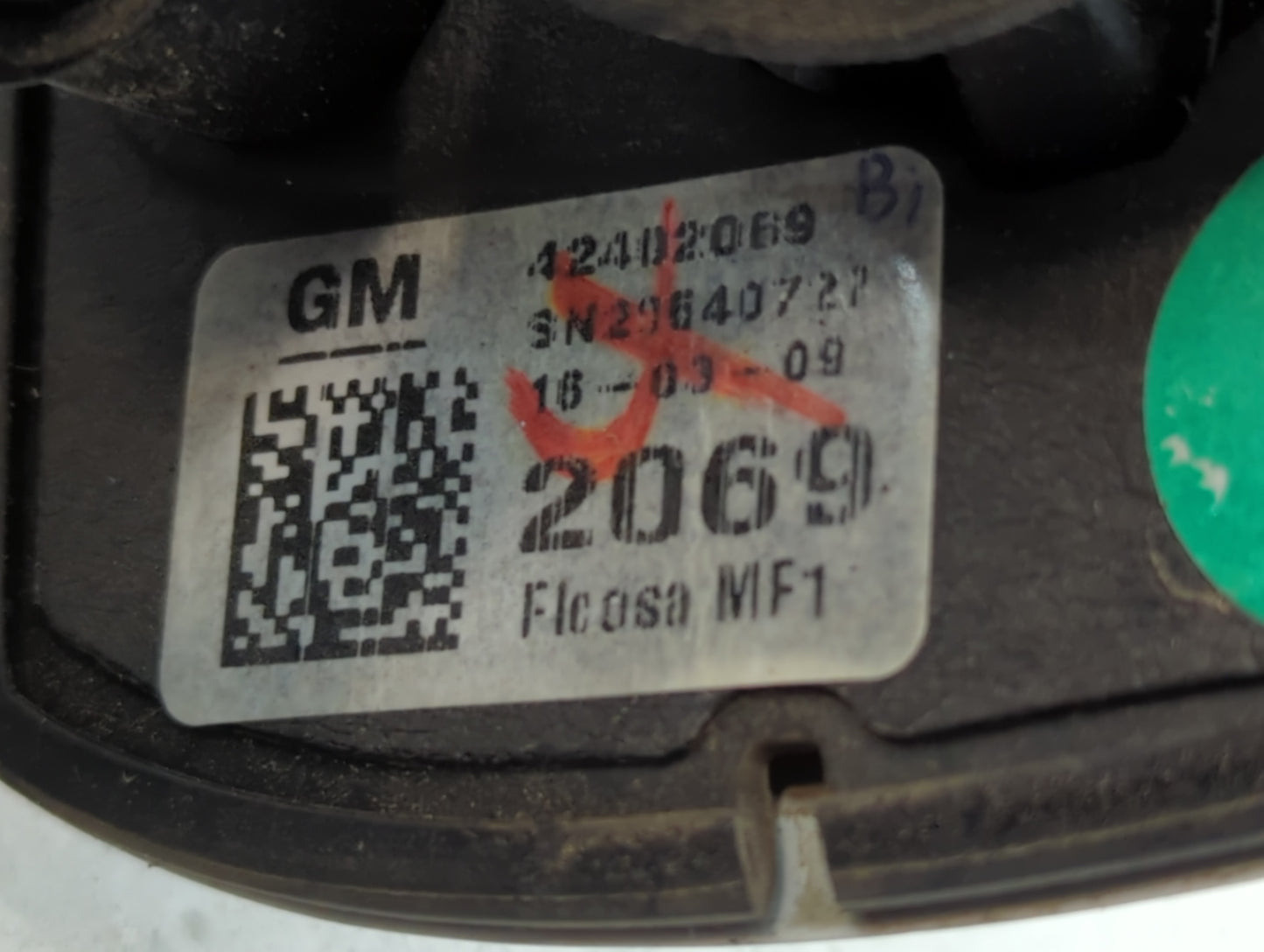 2016 Buick Encore Side Mirror Replacement Passenger Right View Door Mirror P/N:42402B9 E9026673 Fits OEM Used Auto Parts - O