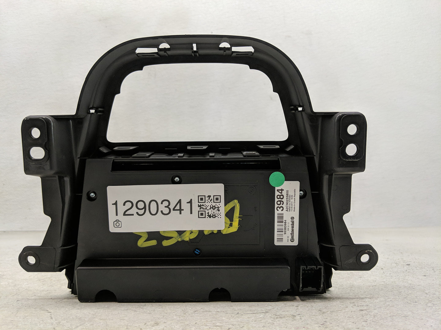 2013-2016 Buick Encore Radio Control Panel - Oemusedautoparts1.com